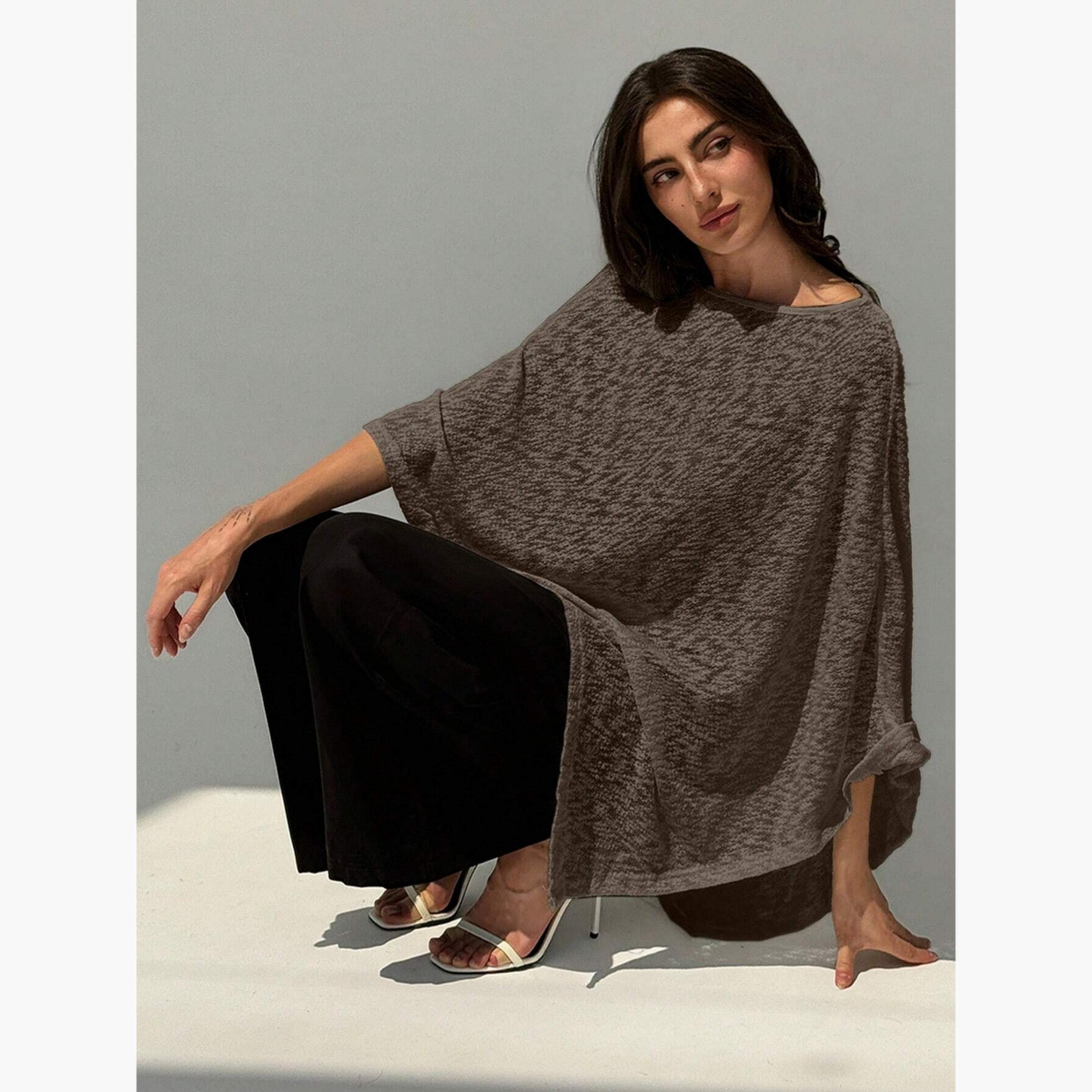 بلوزة كيب سادة بياقة دائرية وتفاصيل بارزة الملمس-women-clothing-shirtsandblouses-blouses-image-5