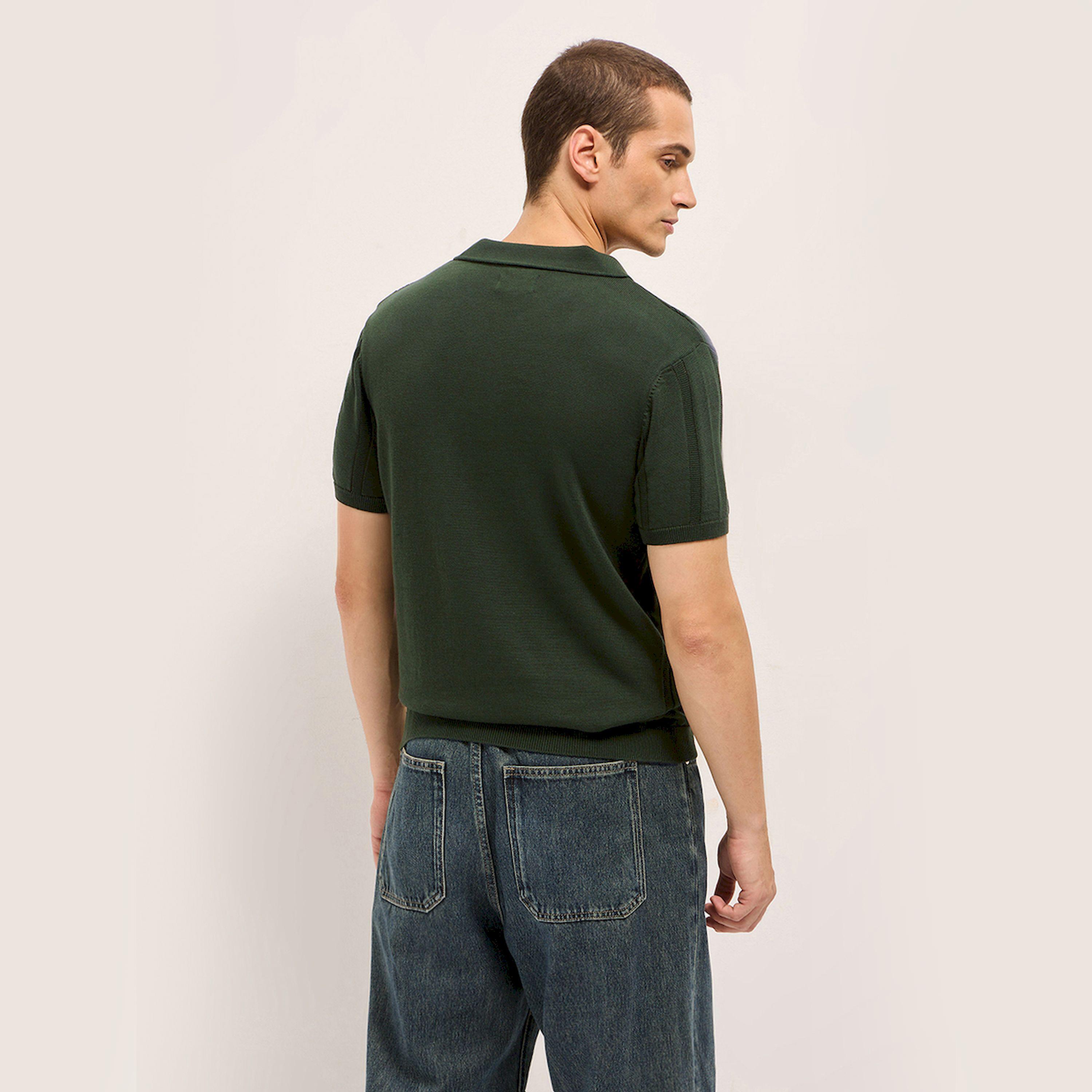 قميص بولو رجالي قطن خالص محبوك بارز الملمس وقصة ضيقة-men-clothing-tshirtsandpolos-polos-image-5