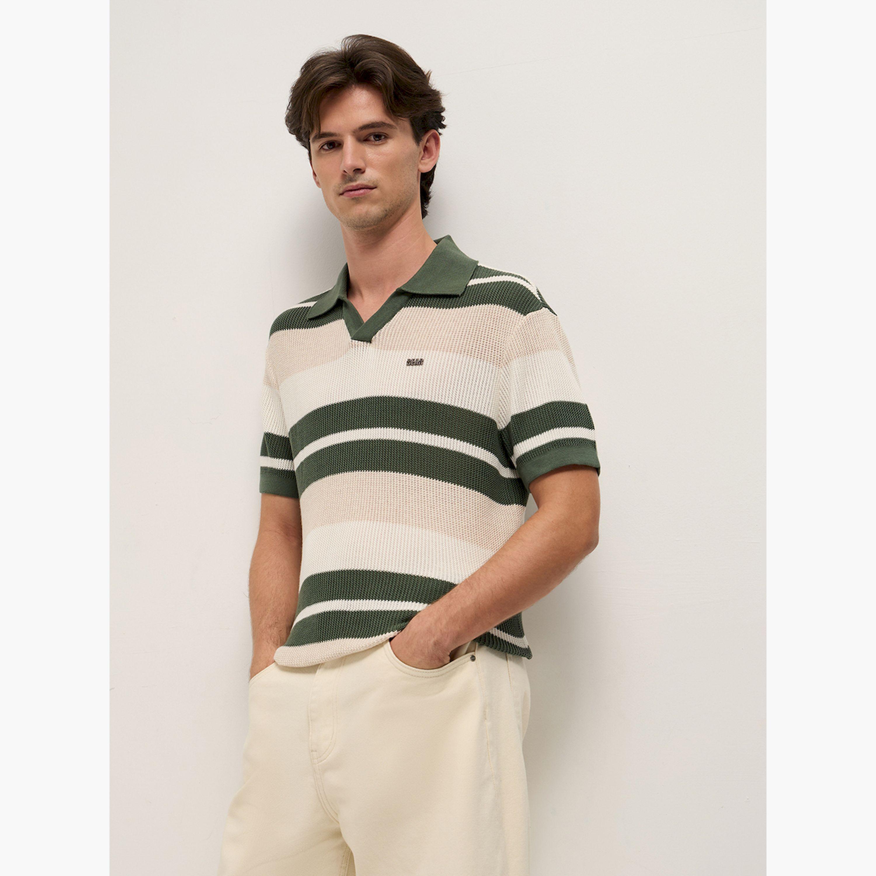 قميص بولو رجالي قطني محبوك مخطط وقصة مريحة-men-clothing-tshirtsandpolos-polos-image-4