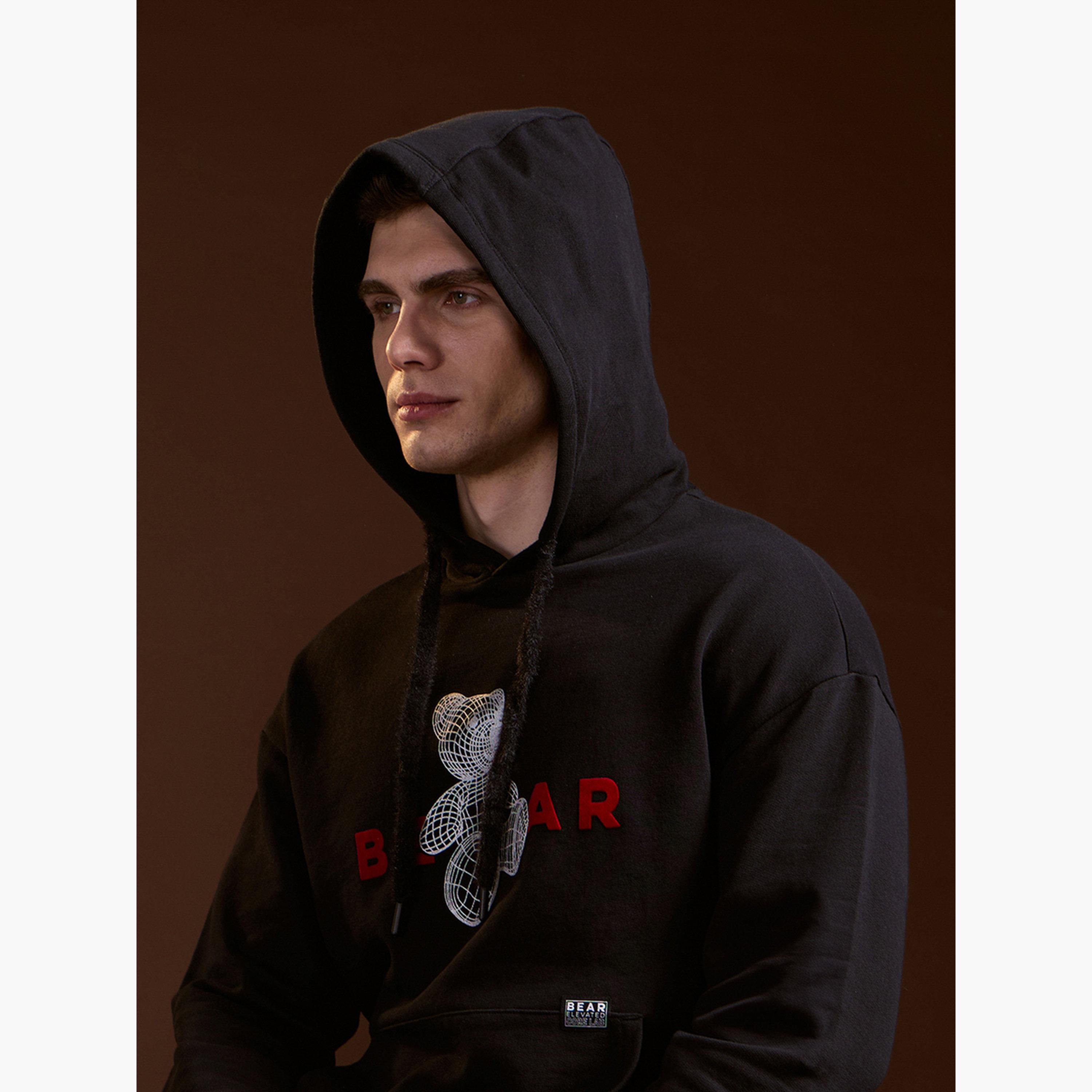 ذا بير هاوس × ستايلي - هودي رجالي مطبوع عليه رسومات من القطن الخالص-men-winterwear-hoodiesandsweatshirts-image-3
