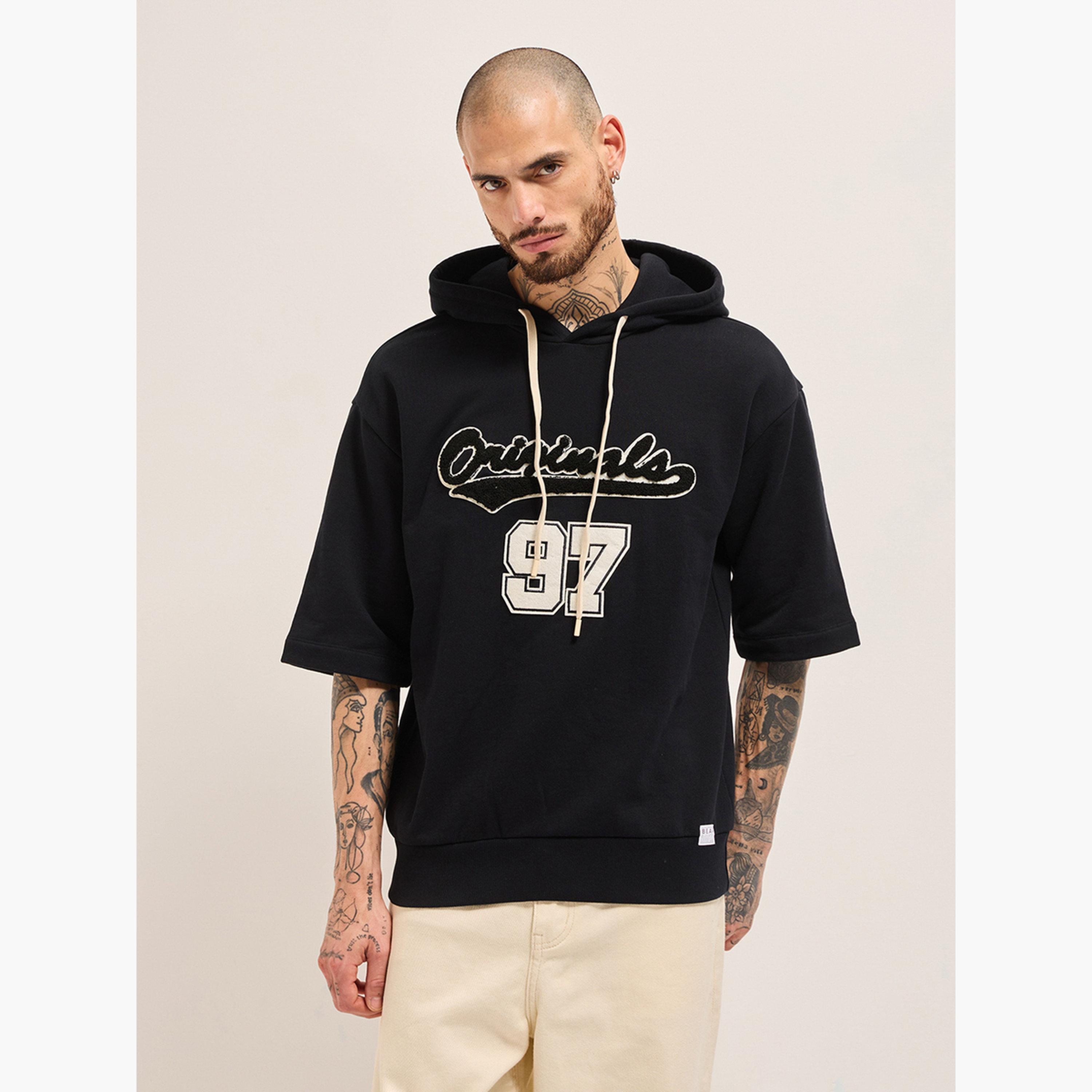 ذا بير هاوس × ستايلي - سويت شيرت رجالي بغطاء رأس مصنوع من القطن الخالص-men-winterwear-hoodiesandsweatshirts-image-1