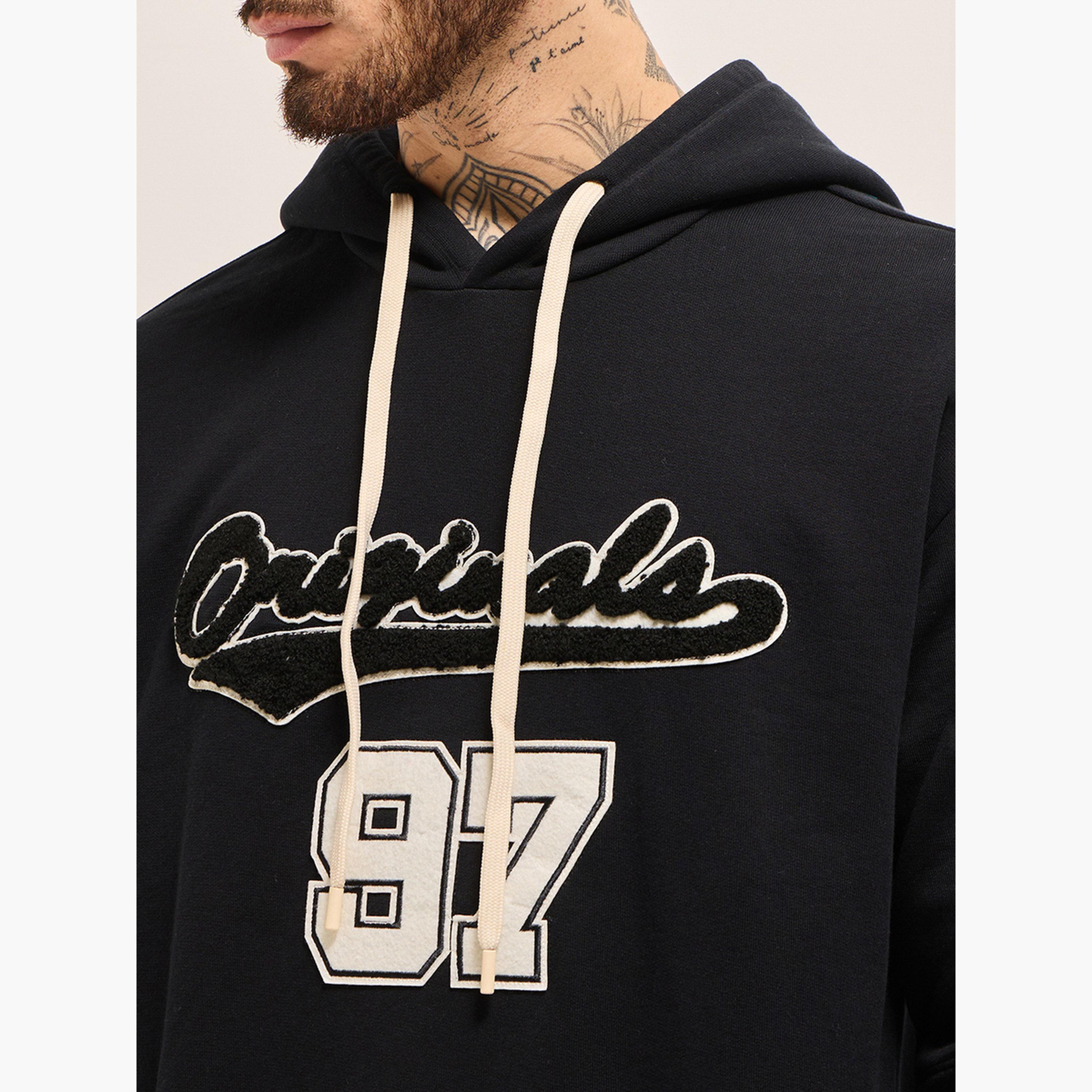 The Bear House X Styli Men's Pure Cotton Hooded Sweatshirt-men-winterwear-hoodiesandsweatshirts-image-2