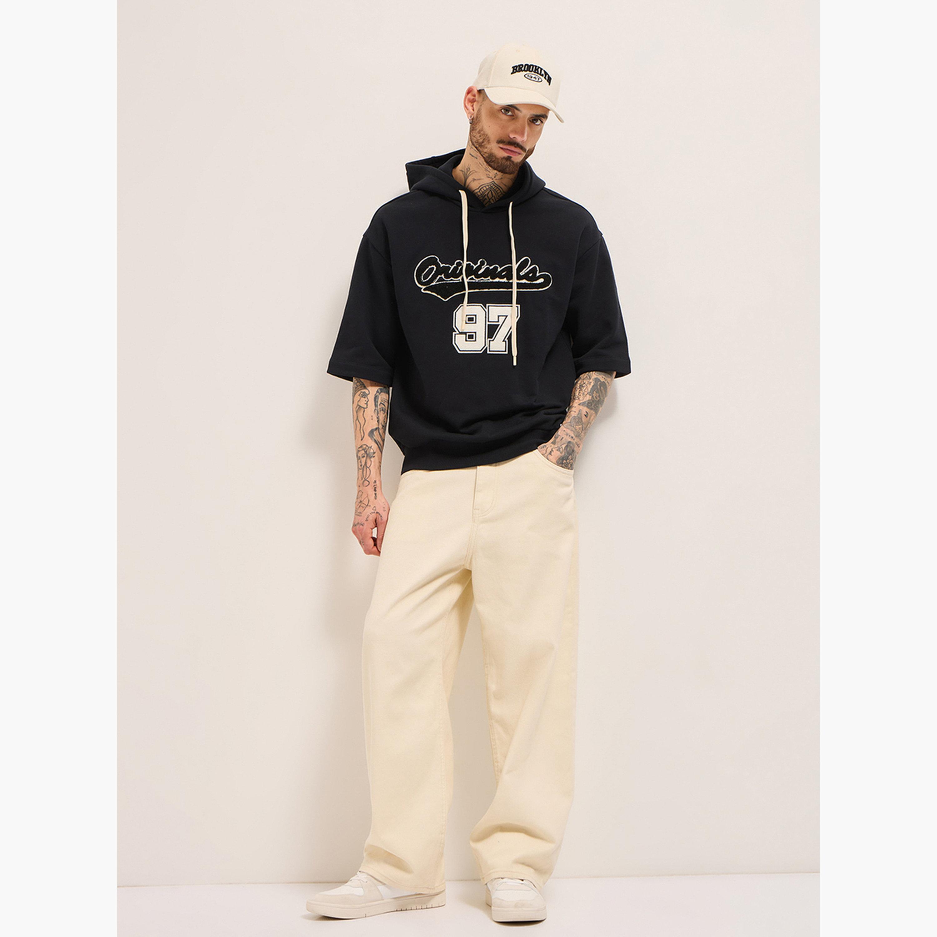 ذا بير هاوس × ستايلي - سويت شيرت رجالي بغطاء رأس مصنوع من القطن الخالص-men-winterwear-hoodiesandsweatshirts-image-4