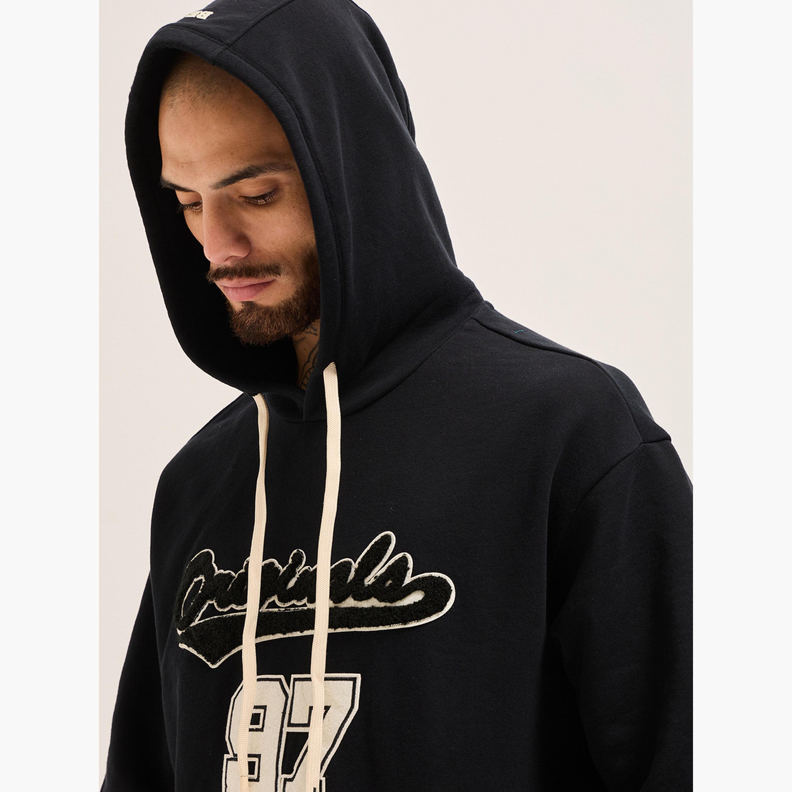ذا بير هاوس × ستايلي - سويت شيرت رجالي بغطاء رأس مصنوع من القطن الخالص-men-winterwear-hoodiesandsweatshirts-image-5