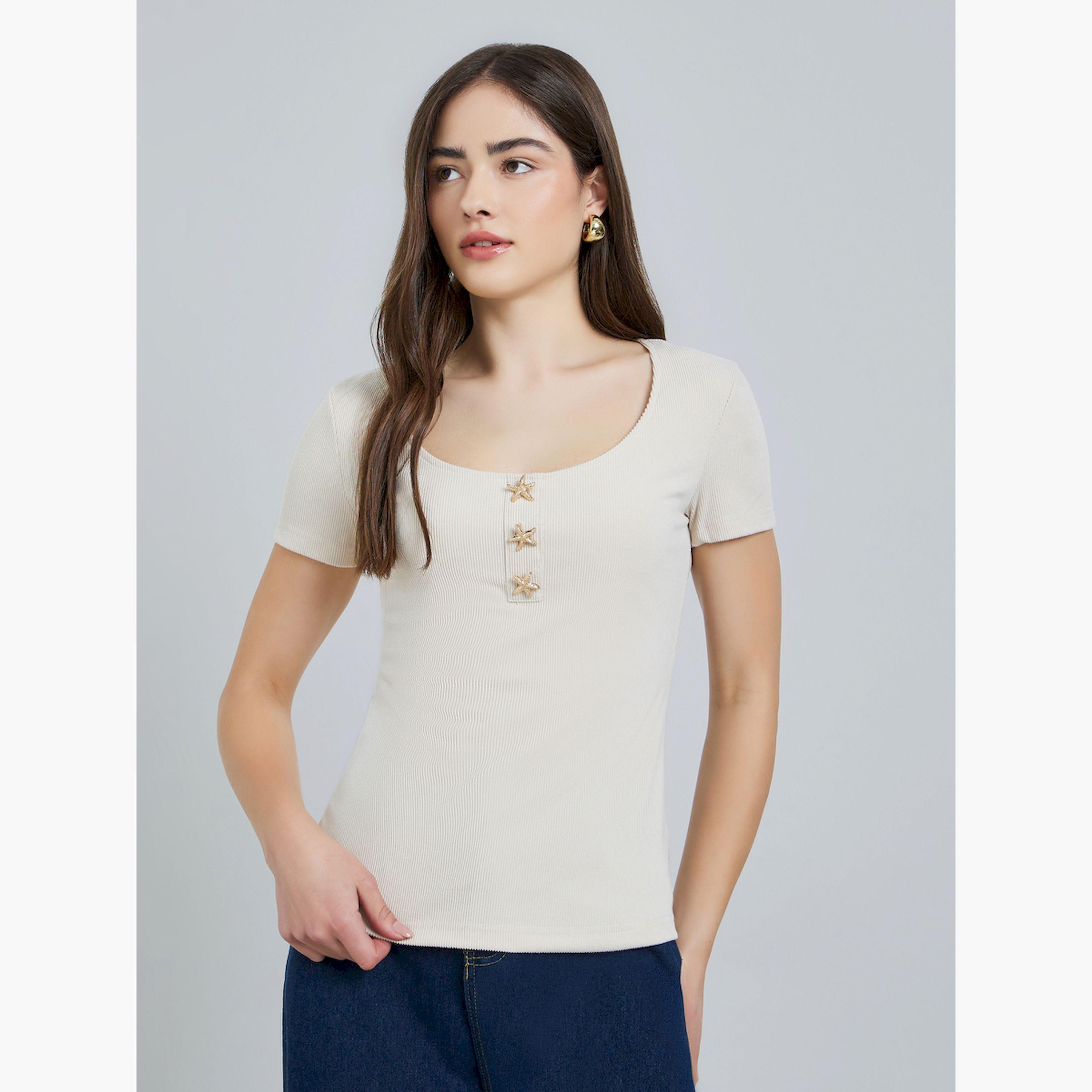 تيشيرت مضلع بياقة عميقة وأزرار نجوم-women-clothing-tshirts-image-1