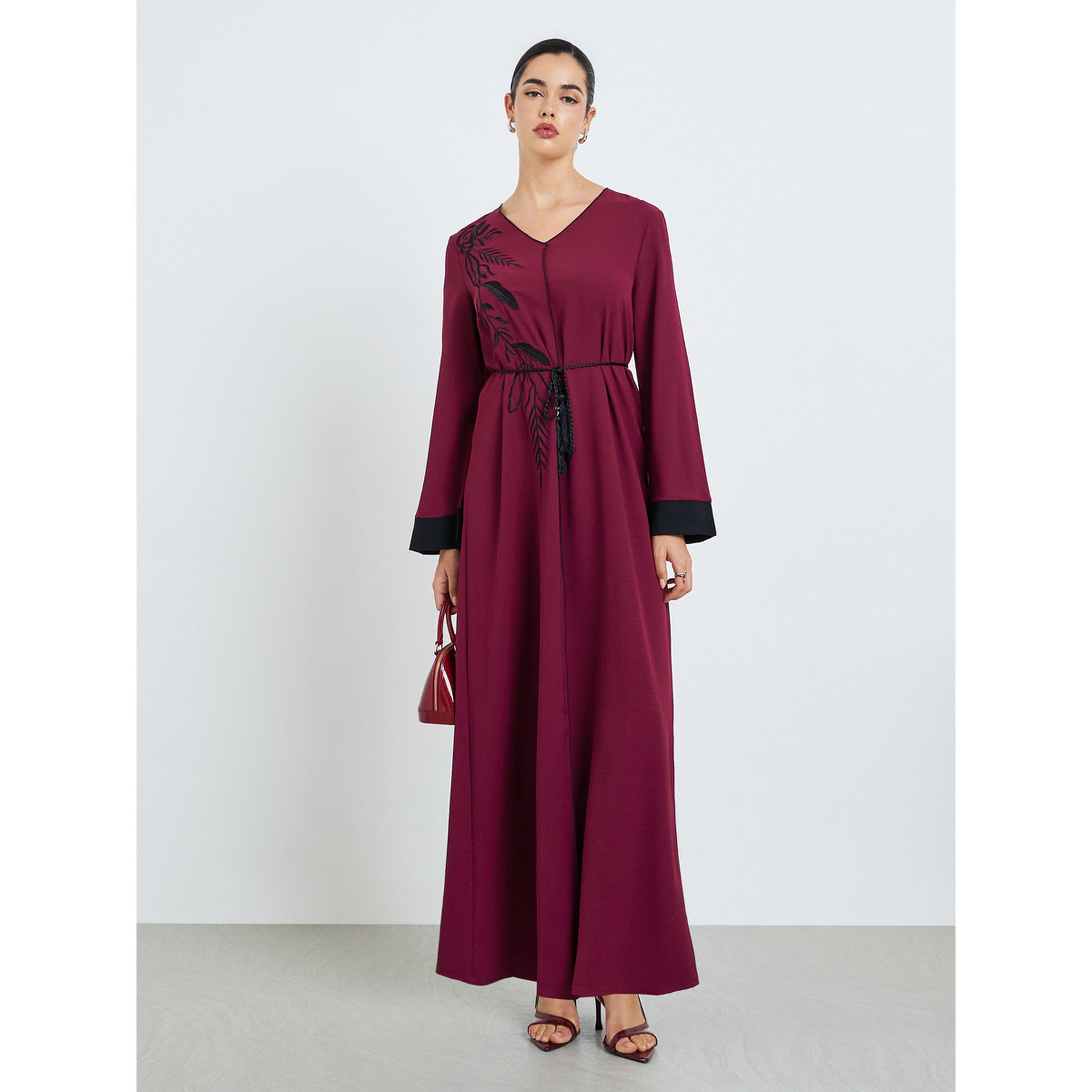 جلابية مطرزة بحافة واسعة-women-arabicclothing-jalabiyas-image-1