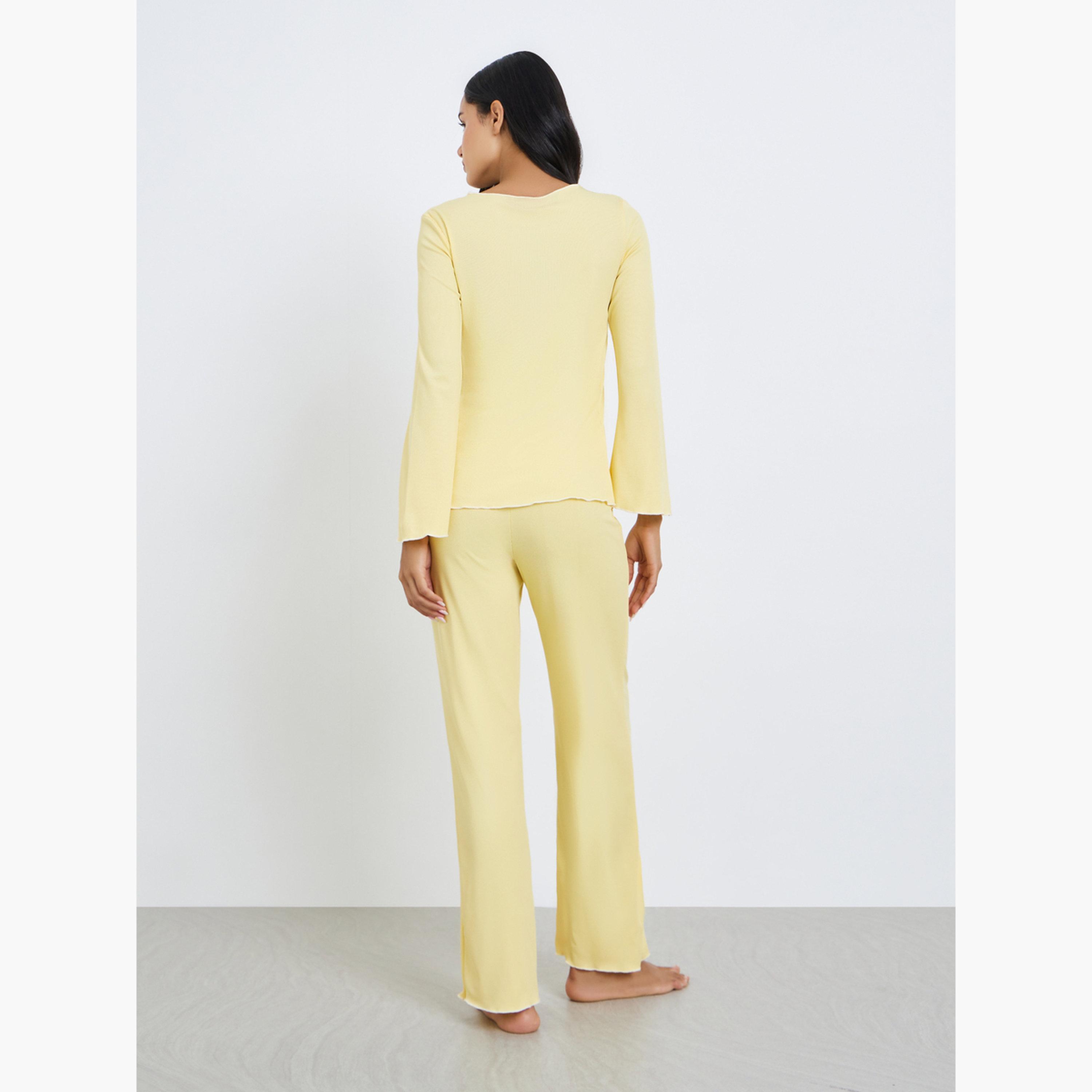 طقم بيجاما من بنطال وبلوزة مضلعة-women-clothing-nightwear-pyjamas-longsets-image-6