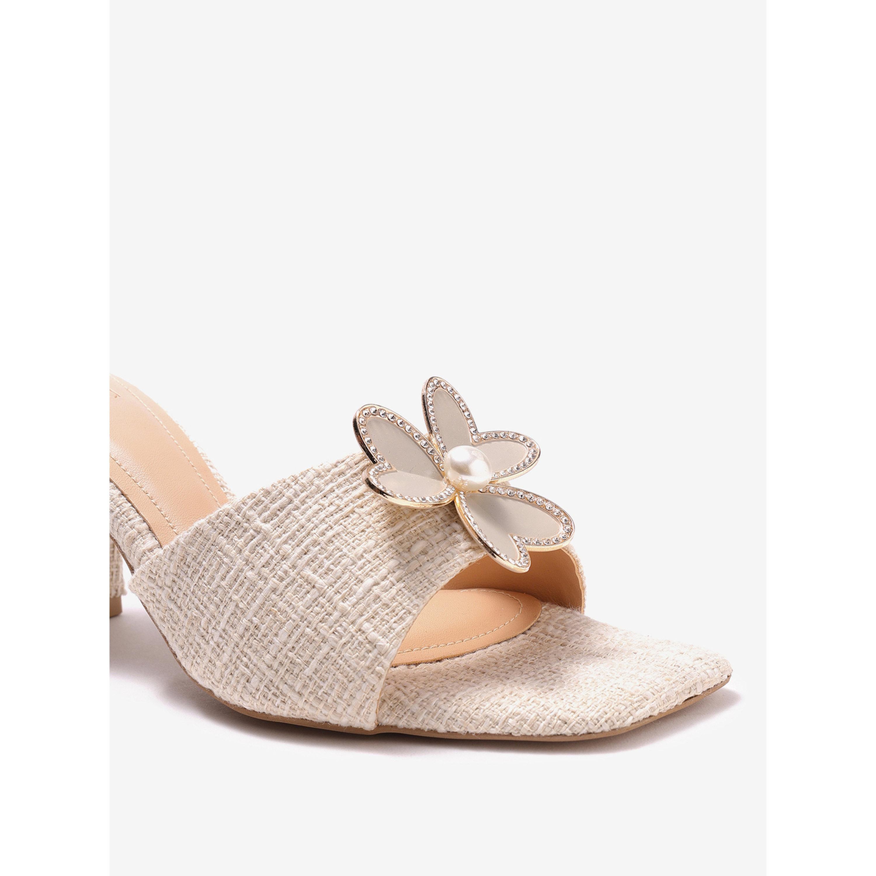 صندل منسوج بكعب عريض وتفاصيل زهرة-women-shoes-heels-image-5