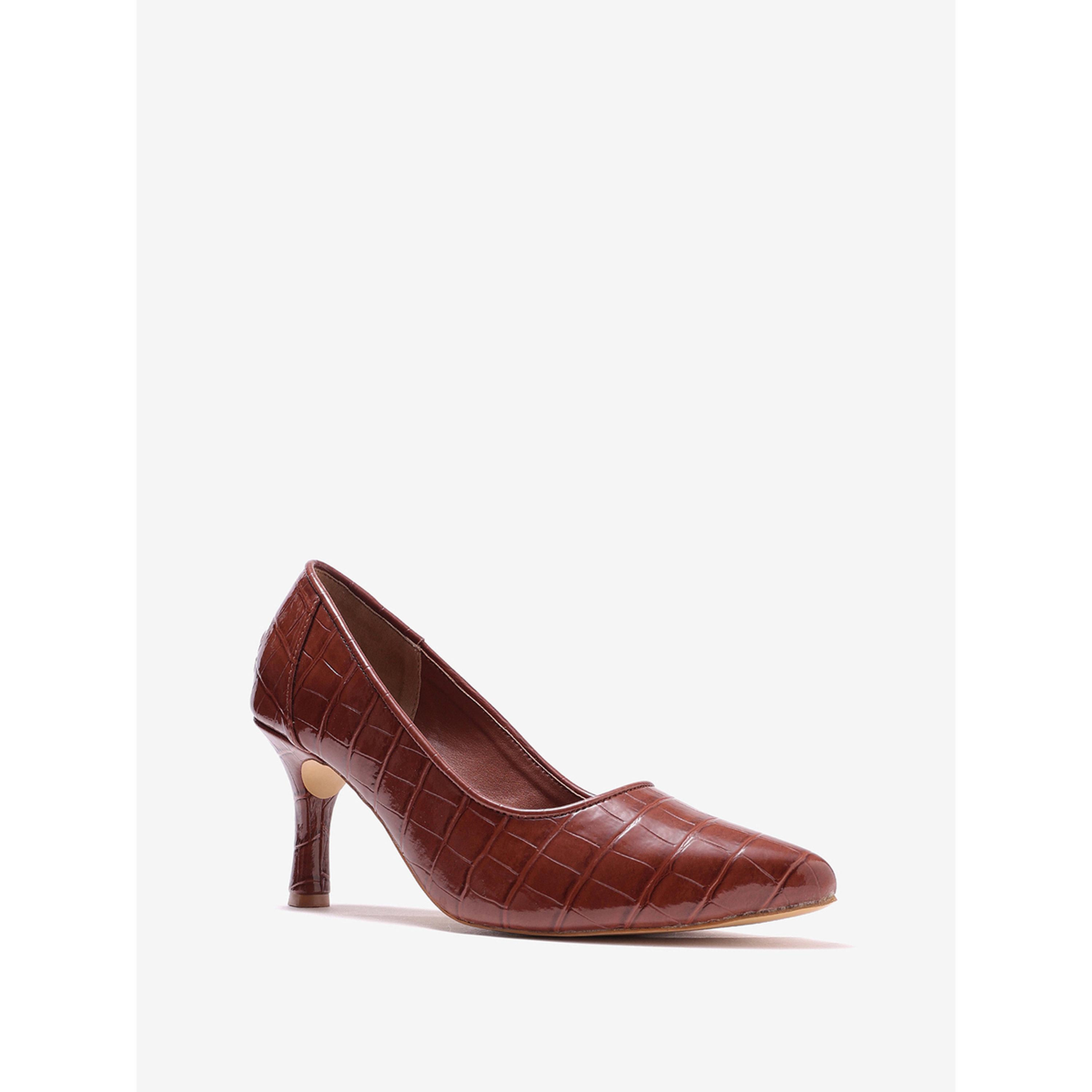 حذاء كعب عالي بمقدمة مدببة وملمس جلد التمساح-women-shoes-heels-image-6