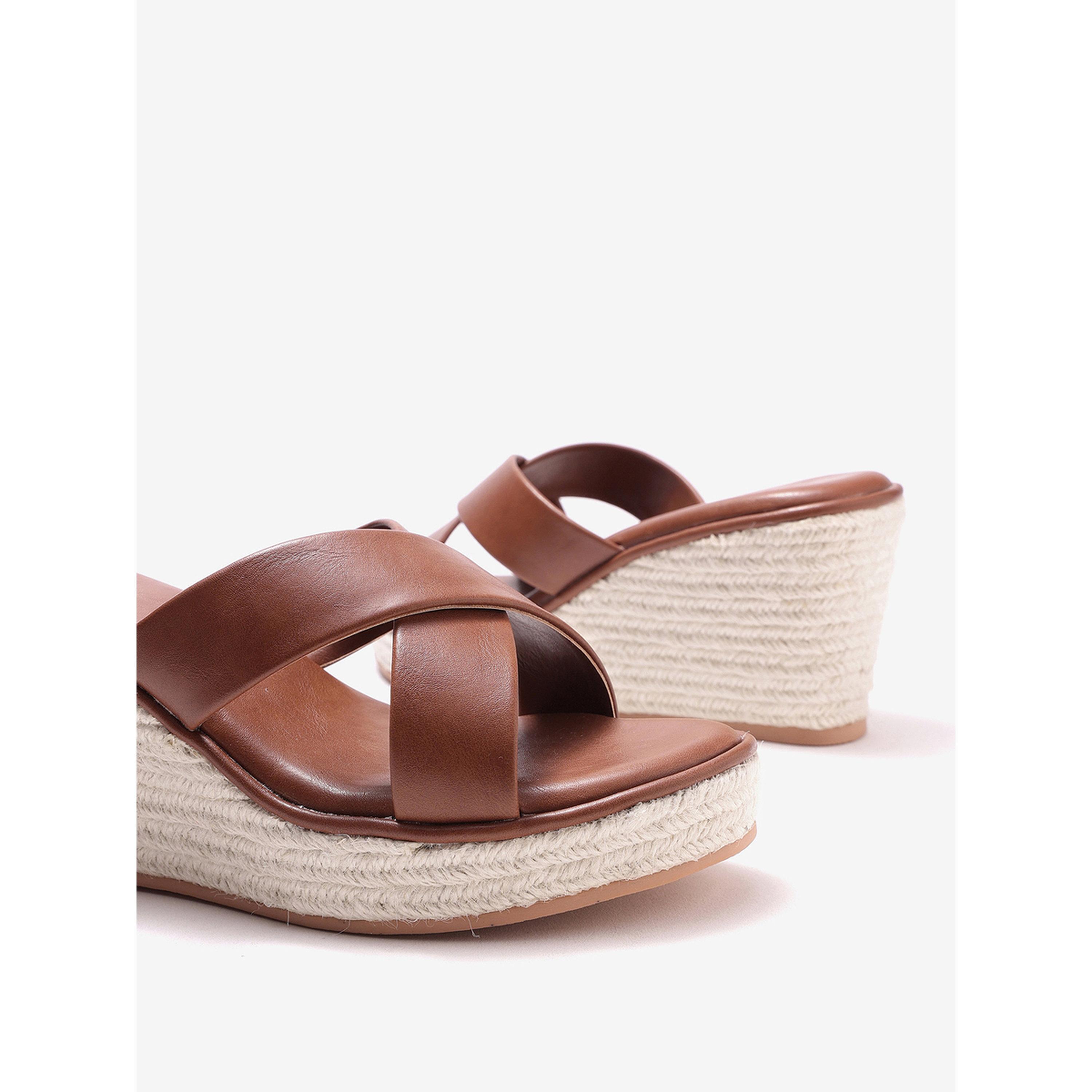 صندل اسبادريل بكعب ويدج وسيور متقاطعة-women-shoes-sandals-heeled-image-4