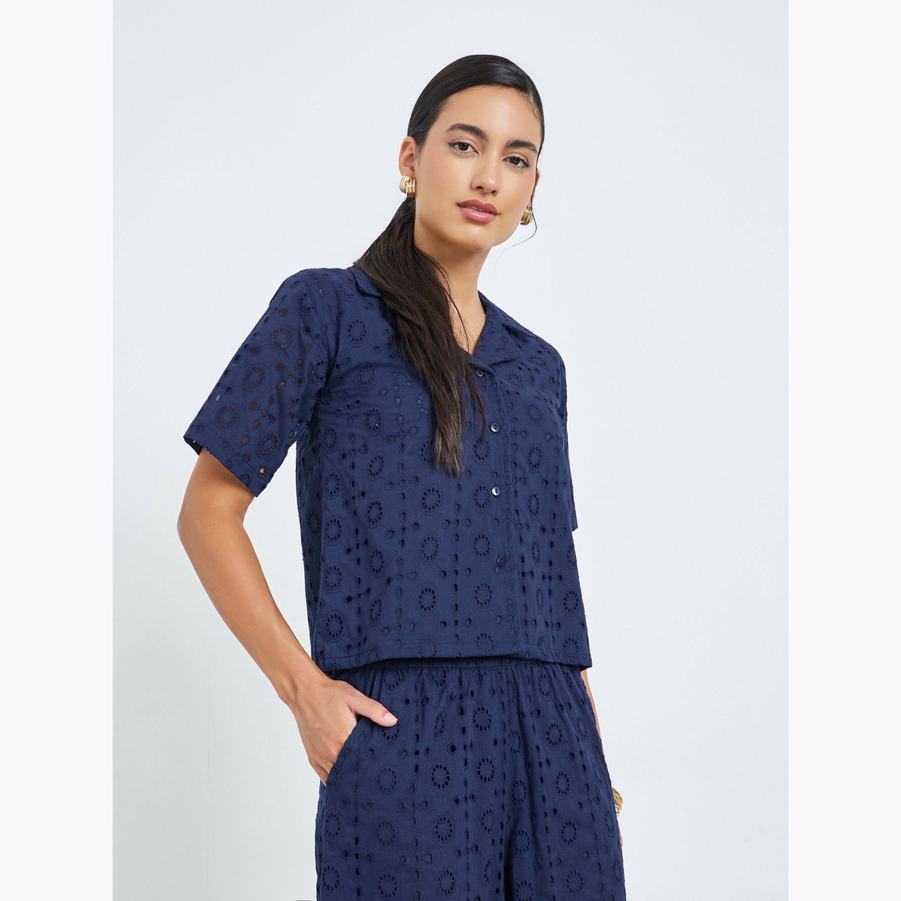 طقم منسق من بنطال وبلوزة مطرزة-women-clothing-coordsets-image-2