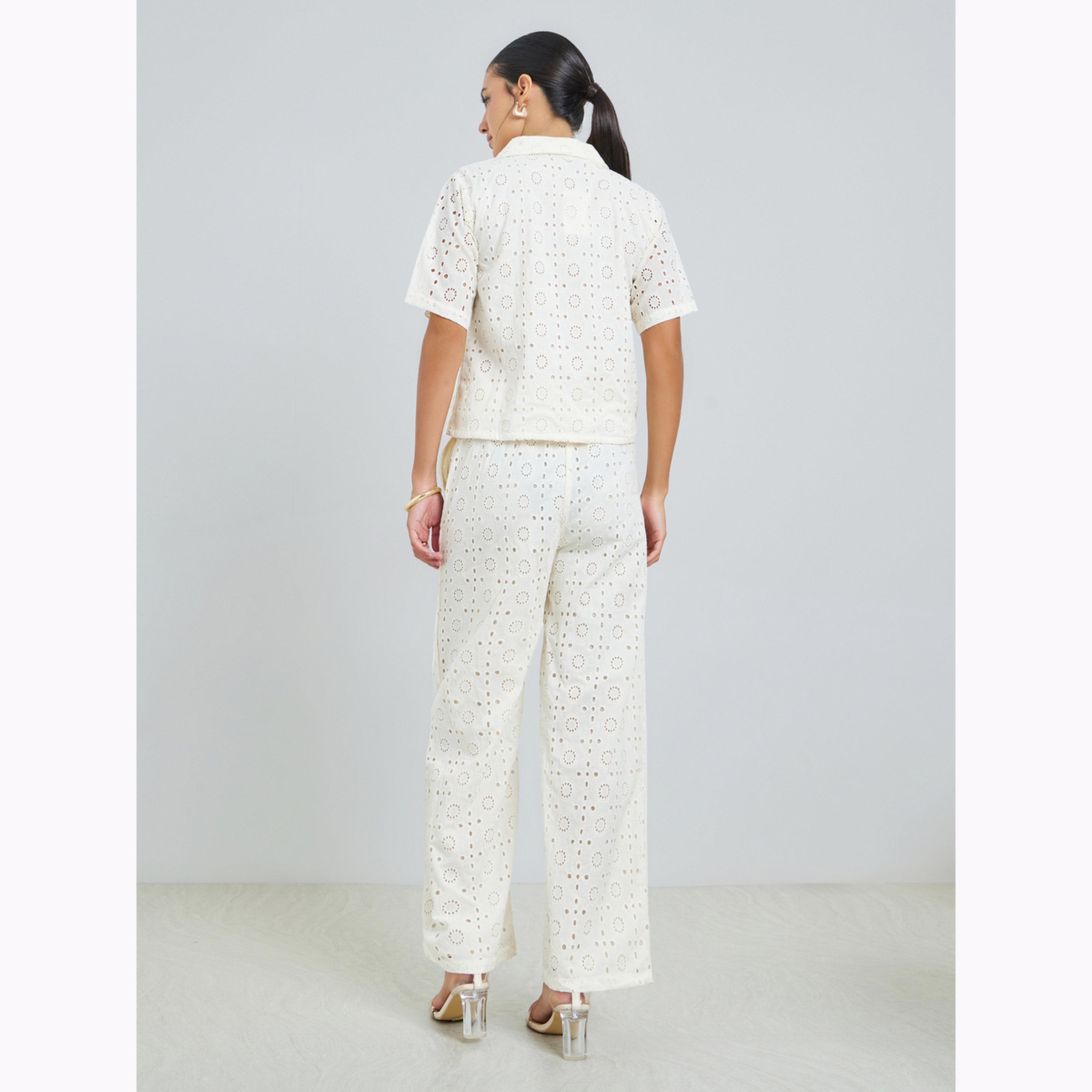 طقم منسق من بنطال وبلوزة مطرزة-women-clothing-coordsets-image-3