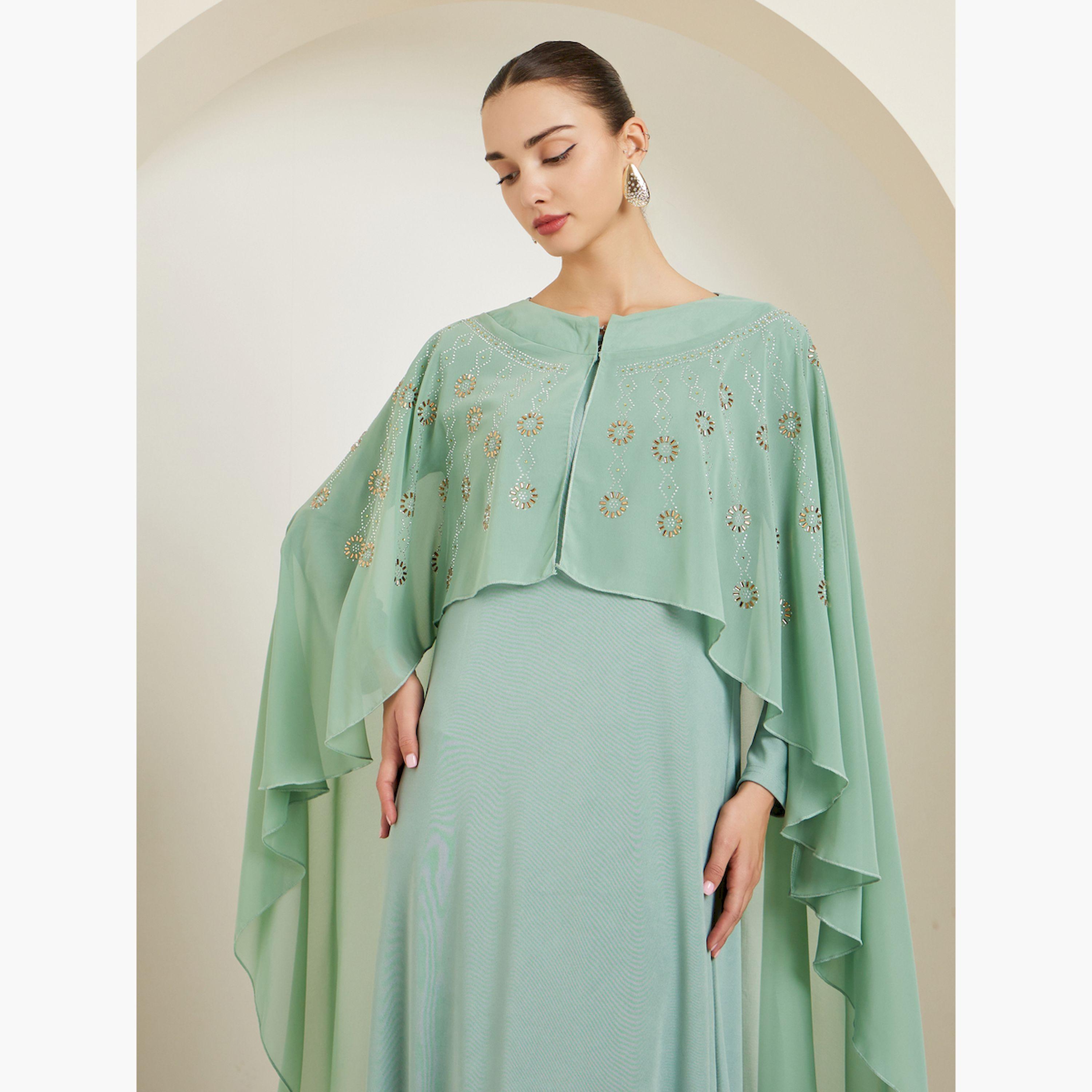 قفطان طويل أخضر بأكمام كيب مزينة-women-clothing-dresses-image-3