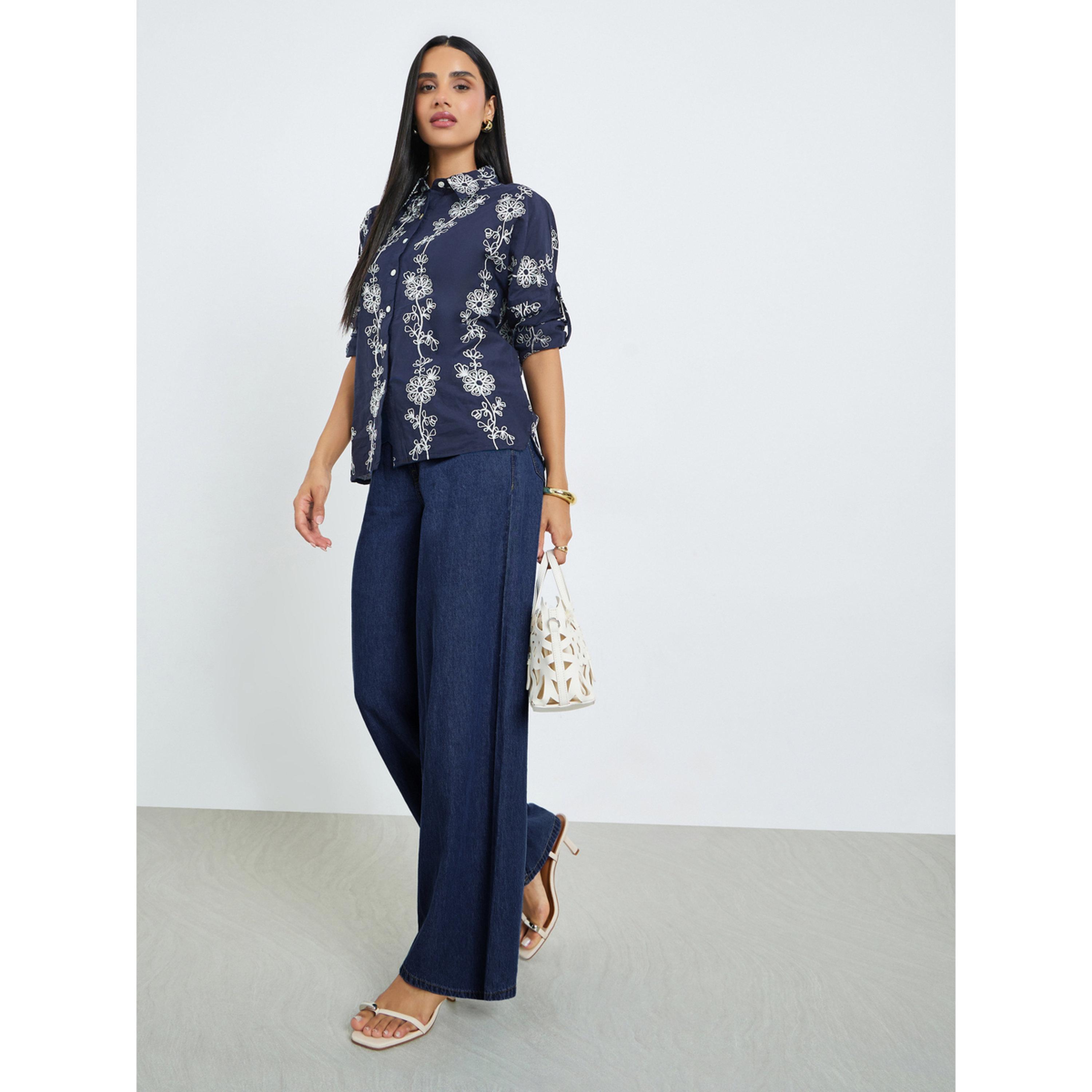 بلوزة قطن مطرزة بقصة عادية-women-clothing-shirtsandblouses-shirts-image-2