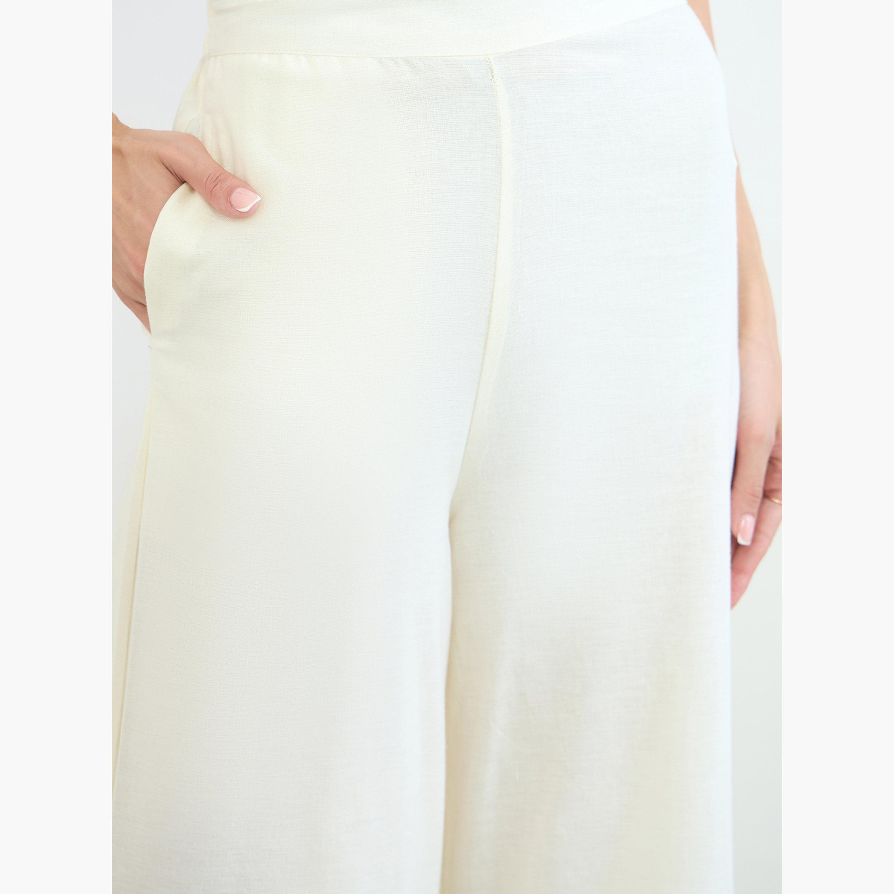 مجموعة من بنطال بأرجل واسعة وبلوزة مطرزة-women-clothing-coordsets-image-6