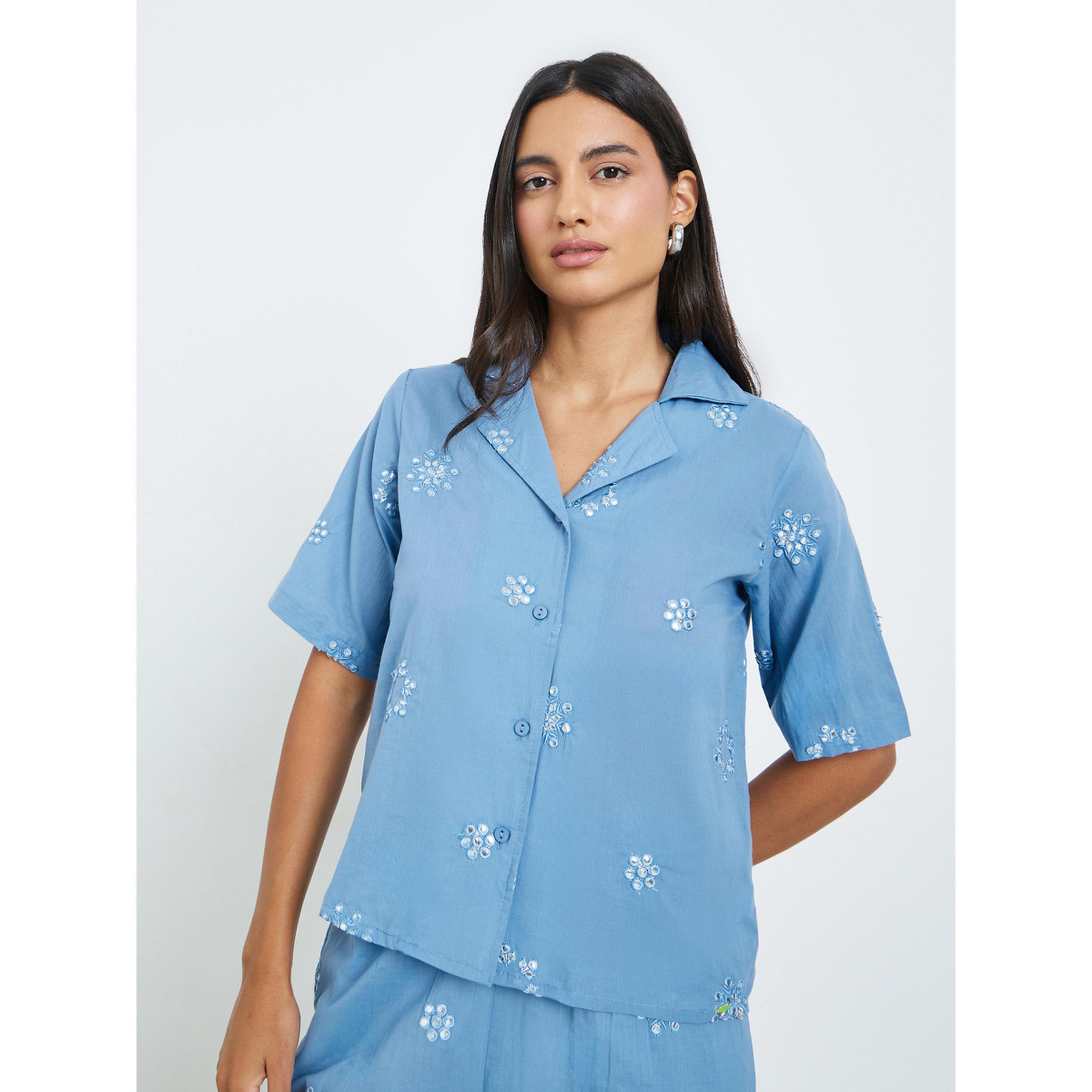 طقم منسق من بنطال وبلوزة مطرزة-women-clothing-coordsets-image-1