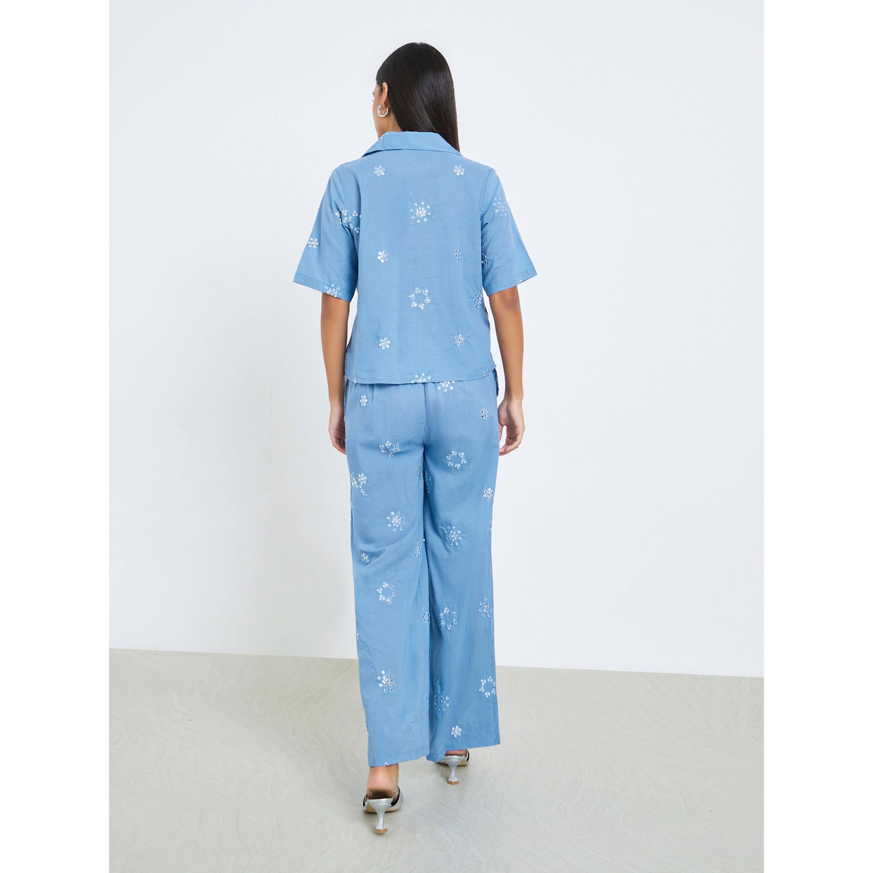 طقم منسق من بنطال وبلوزة مطرزة-women-clothing-coordsets-image-4