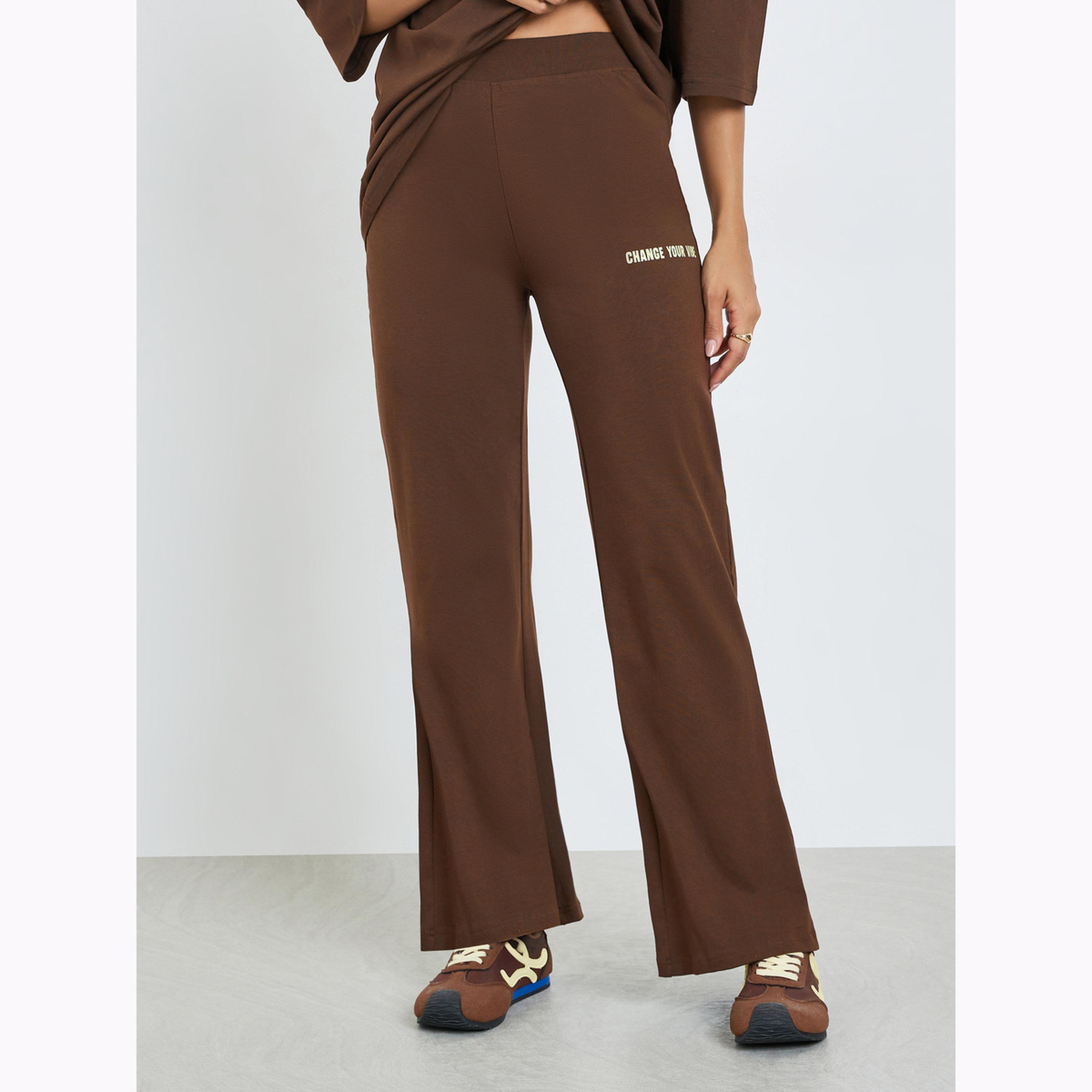 طقم منسق من ليقنز واسع وتيشيرت بطبعات-women-clothing-coordsets-image-4