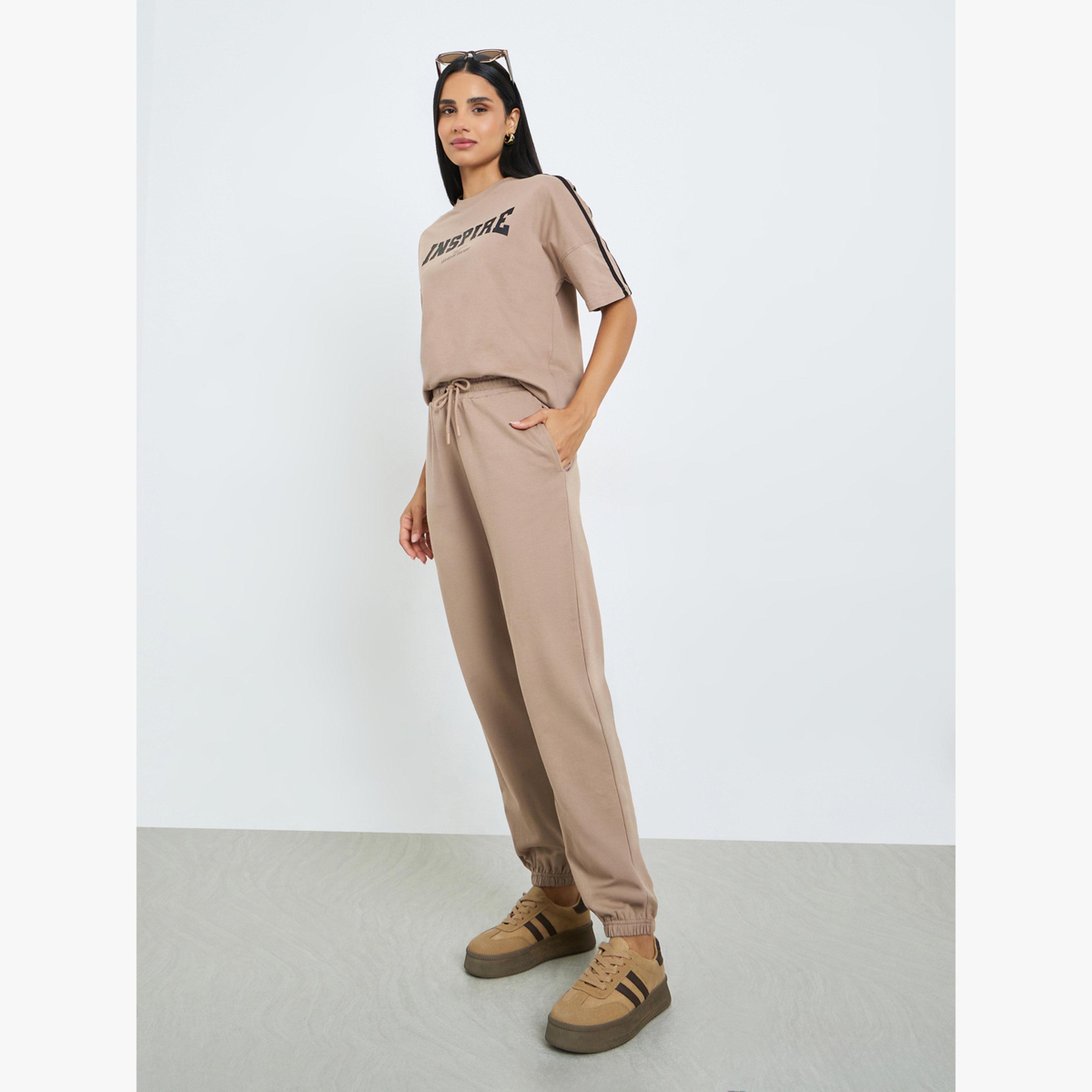 Styli Printed Oversized T-Shirt and Cuffed Joggers Co-Ords-women-clothing-coordsets-image-1