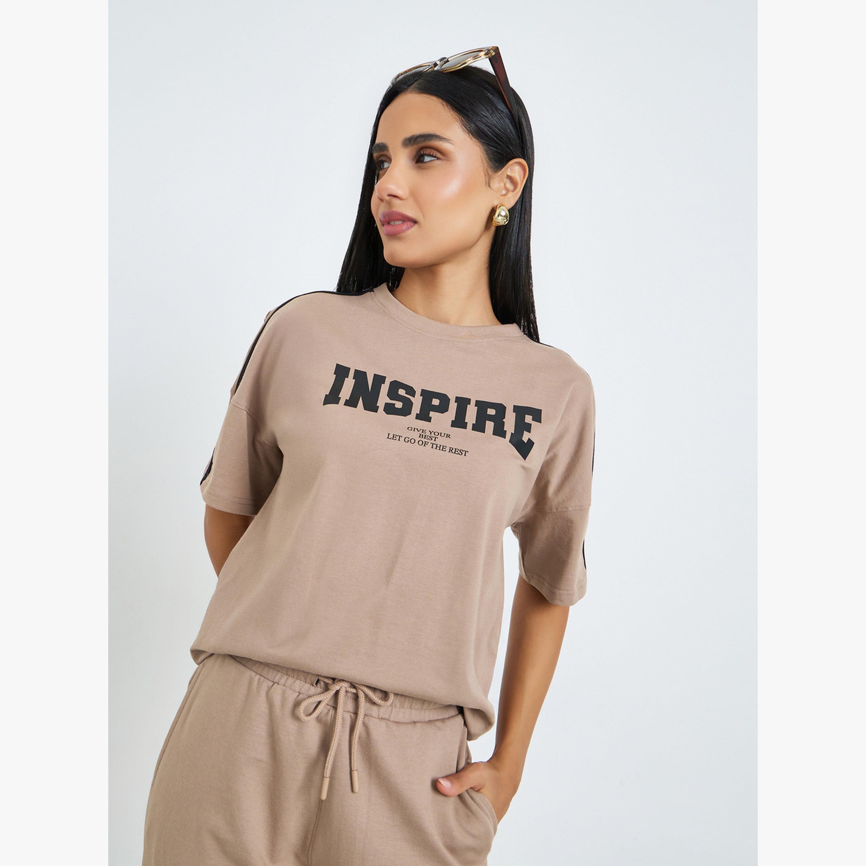 Styli Printed Oversized T-Shirt and Cuffed Joggers Co-Ords-women-clothing-coordsets-image-3