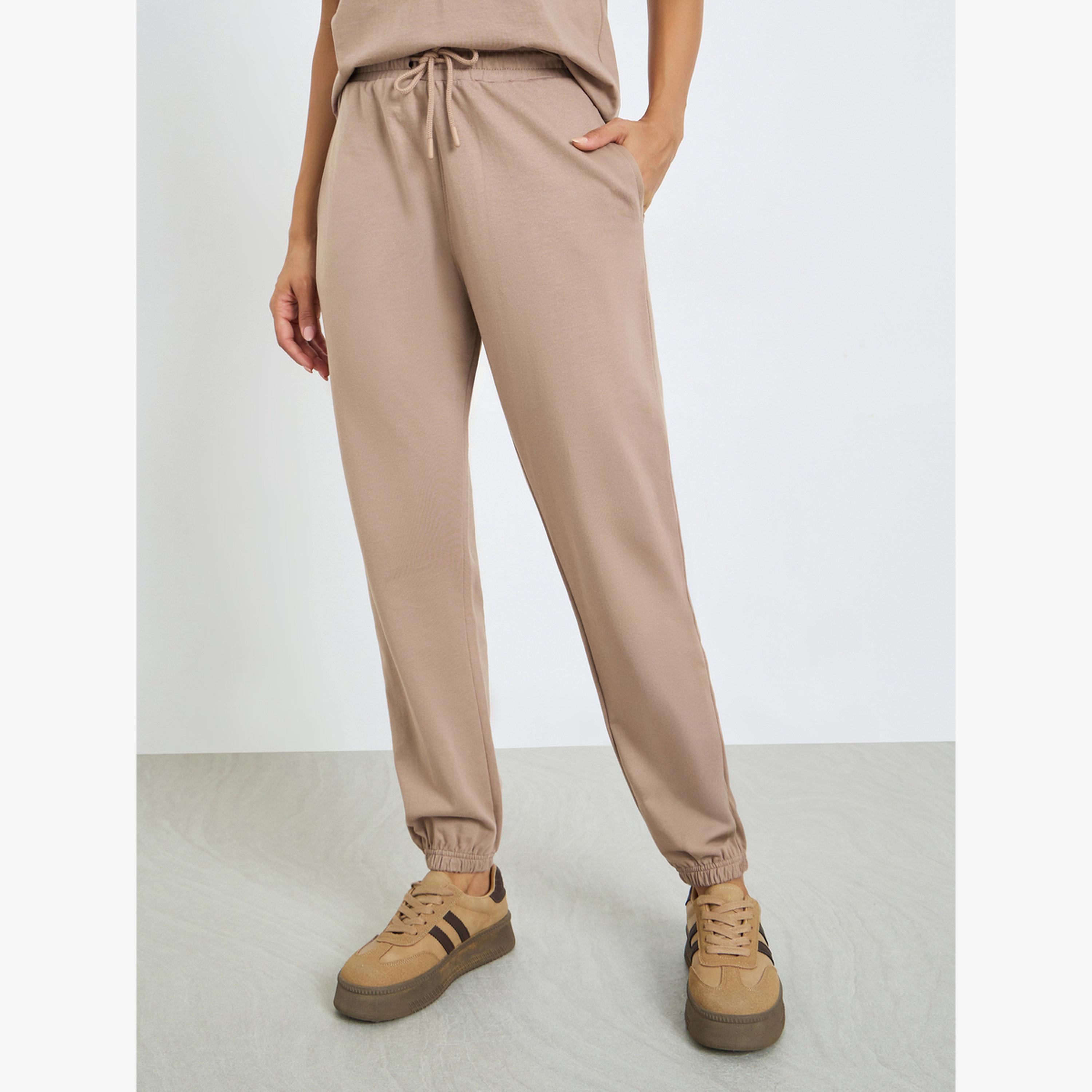 Styli Printed Oversized T-Shirt and Cuffed Joggers Co-Ords-women-clothing-coordsets-image-5
