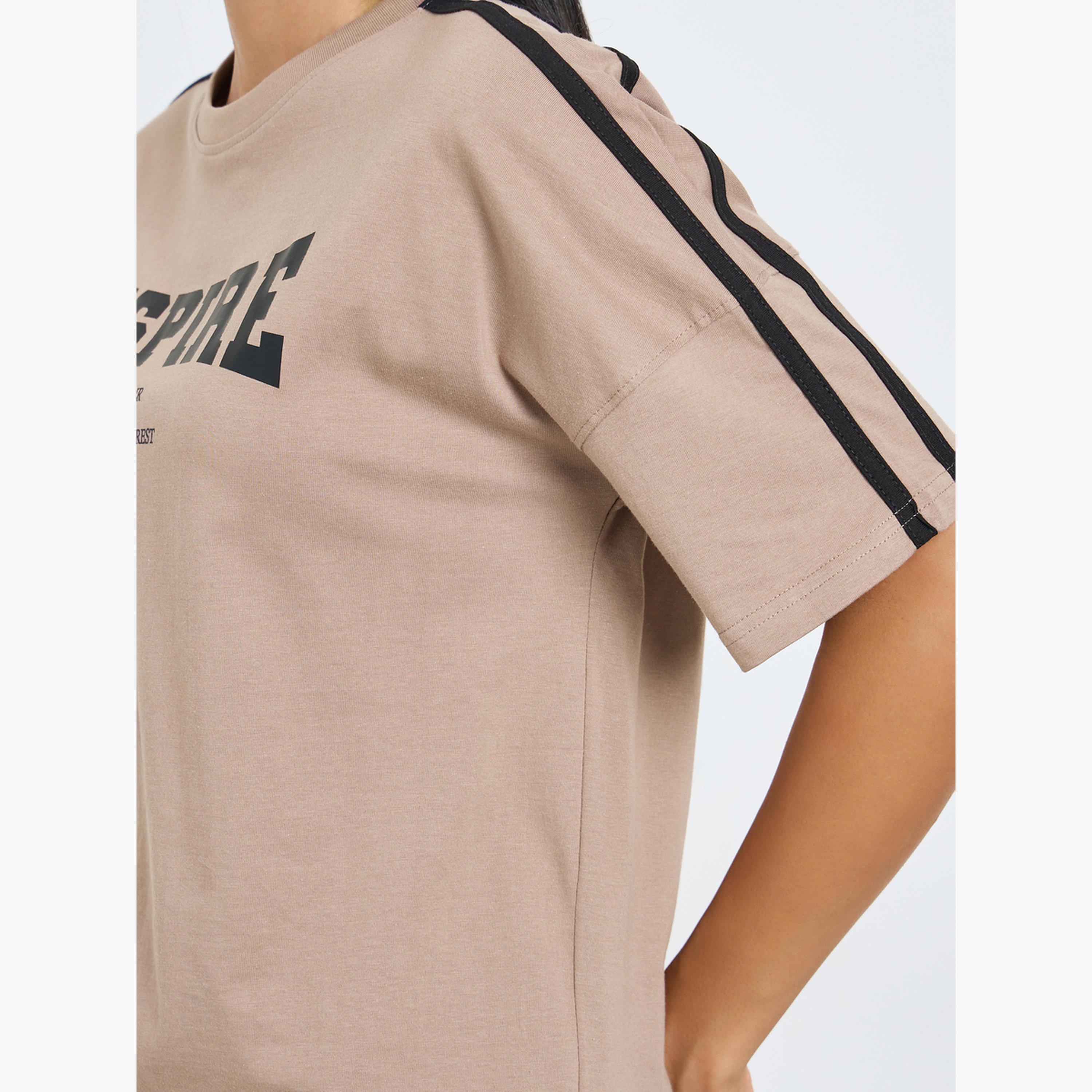 Styli Printed Oversized T-Shirt and Cuffed Joggers Co-Ords-women-clothing-coordsets-image-6