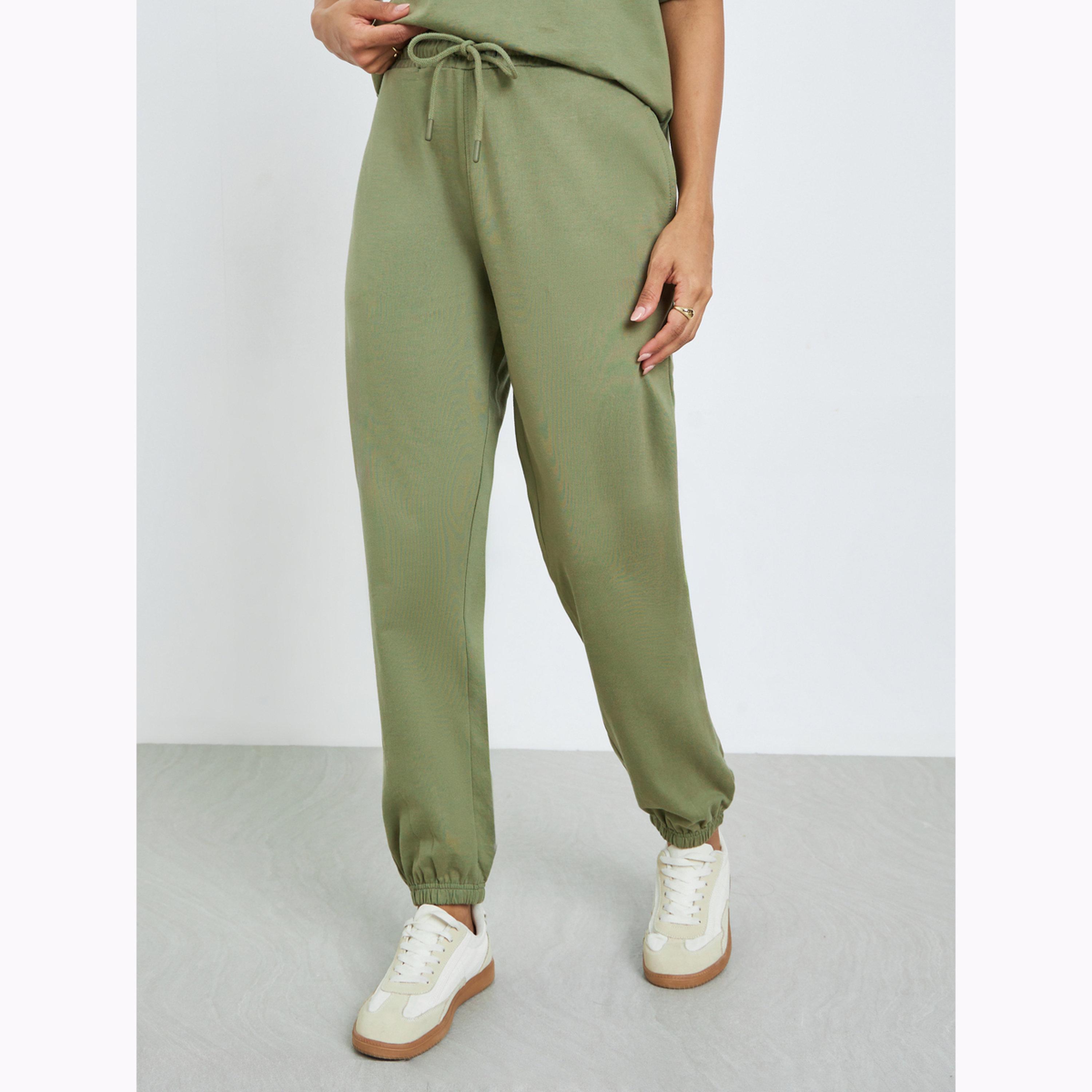 Styli Green Printed Longline T-Shirt and Cuffed Joggers Co-Ords-women-clothing-coordsets-image-5
