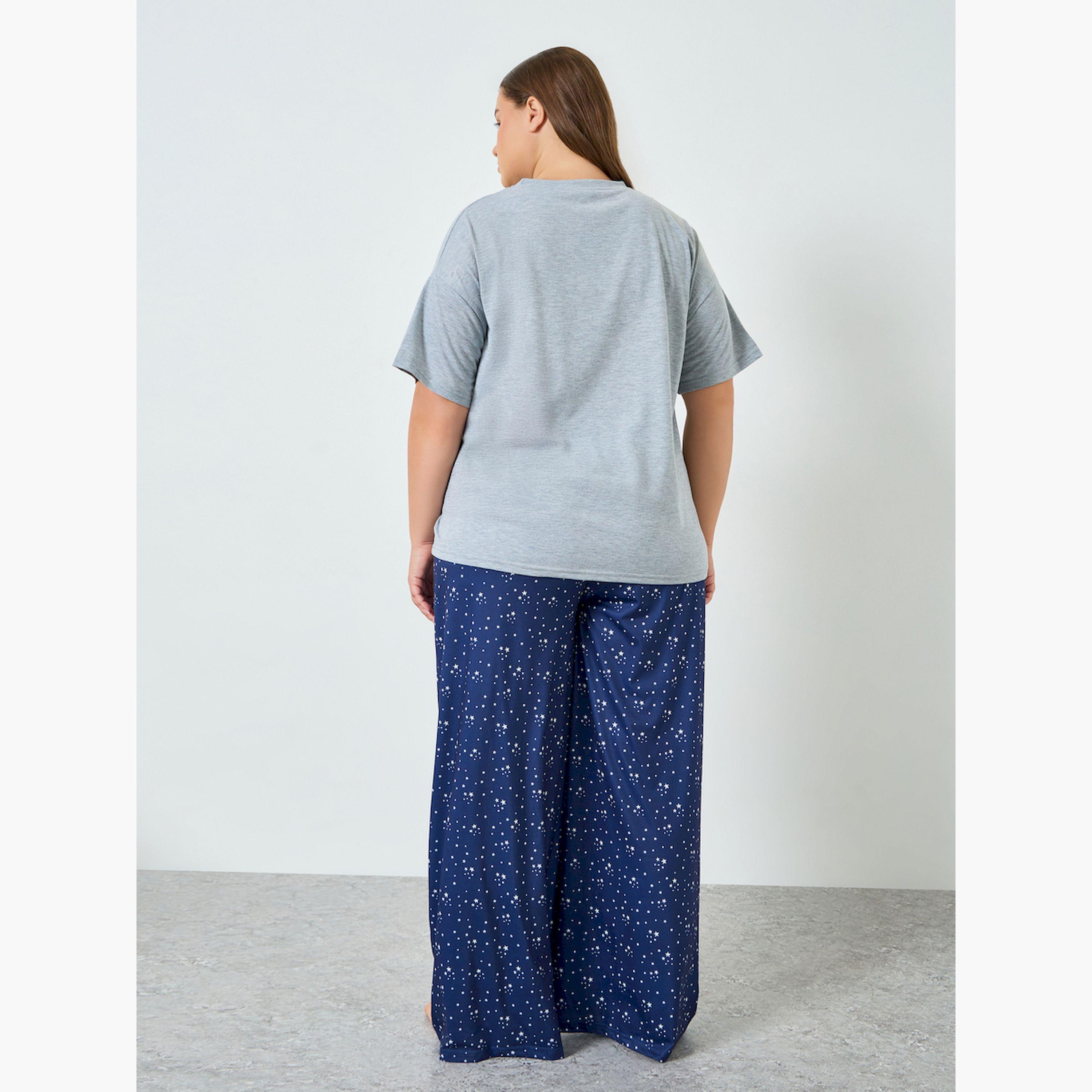 Styli Plus Size Star Print Drop Shoulder T-Shirt and Pyjama Set-women-clothing-nightwear-pyjamas-longsets-image-4