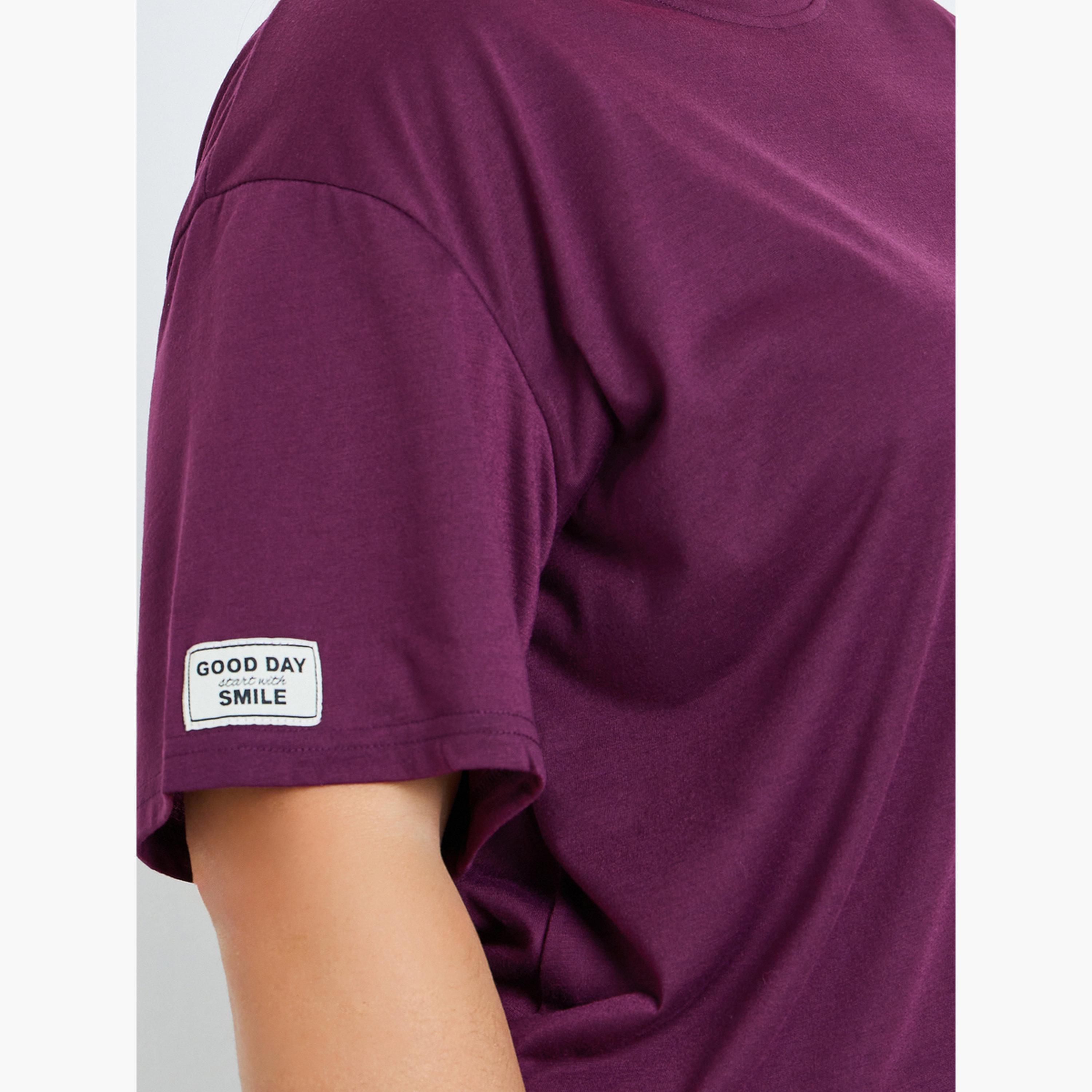 Styli Plus Size Burgundy T-Shirt and Pyjama Set-women-clothing-nightwear-pyjamas-longsets-image-3