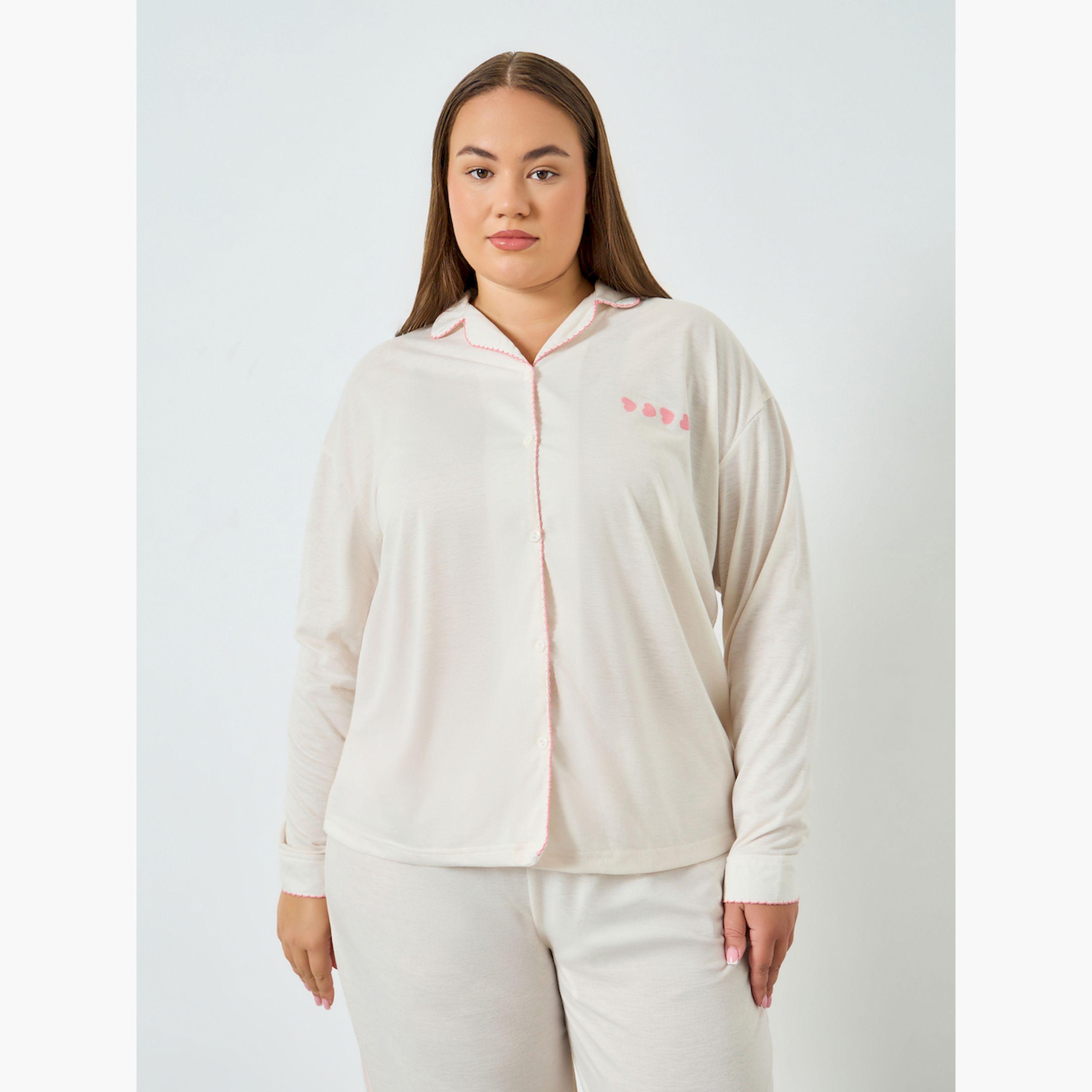 طقم بيجاما بمقاس كبير من بنطال وتيشيرت بطبعة قلوب-women-clothing-nightwear-pyjamas-longsets-image-3