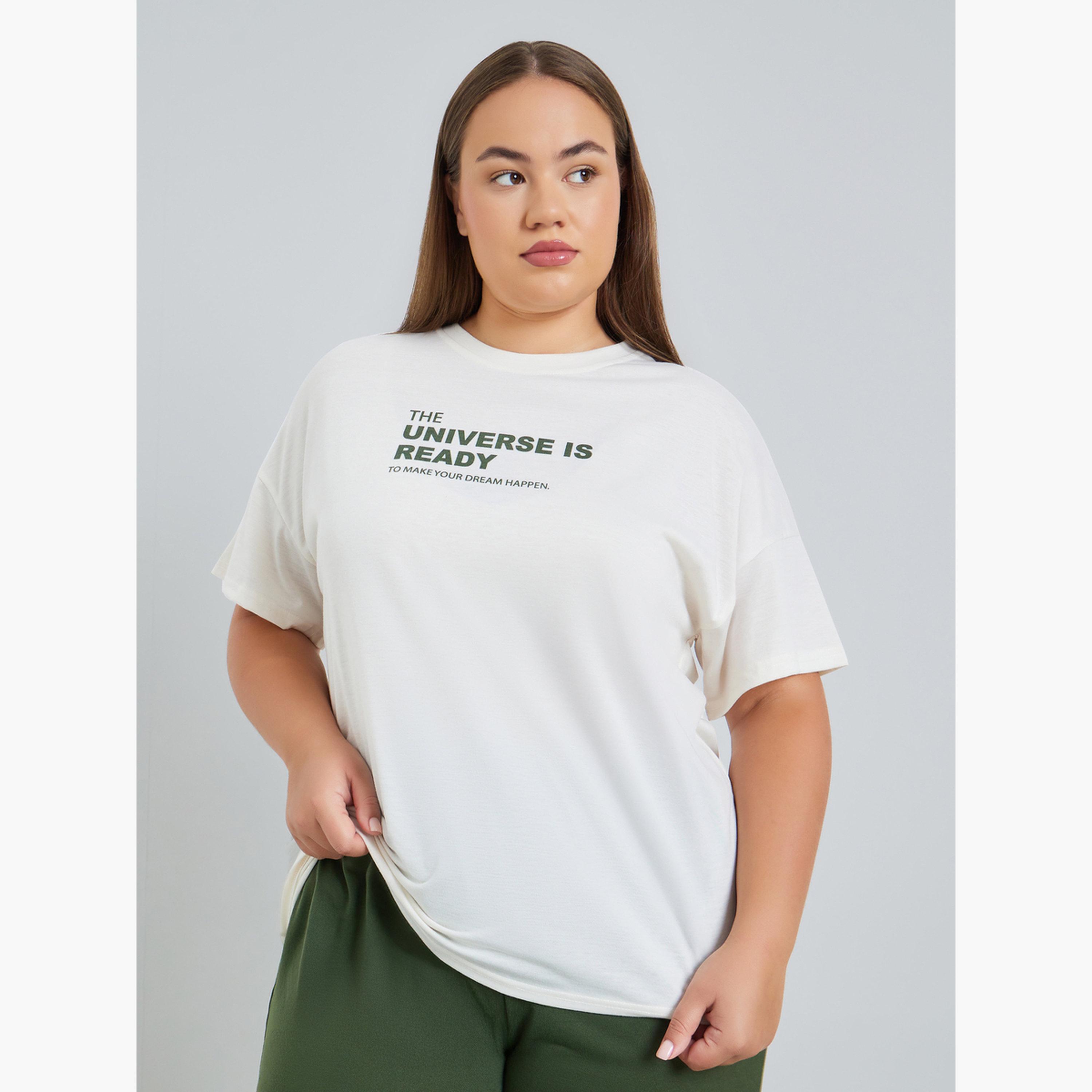 طقم بيجاما وتيشيرت بطبعة شعار بمقاسات كبيرة-women-clothing-nightwear-pyjamas-longsets-image-3