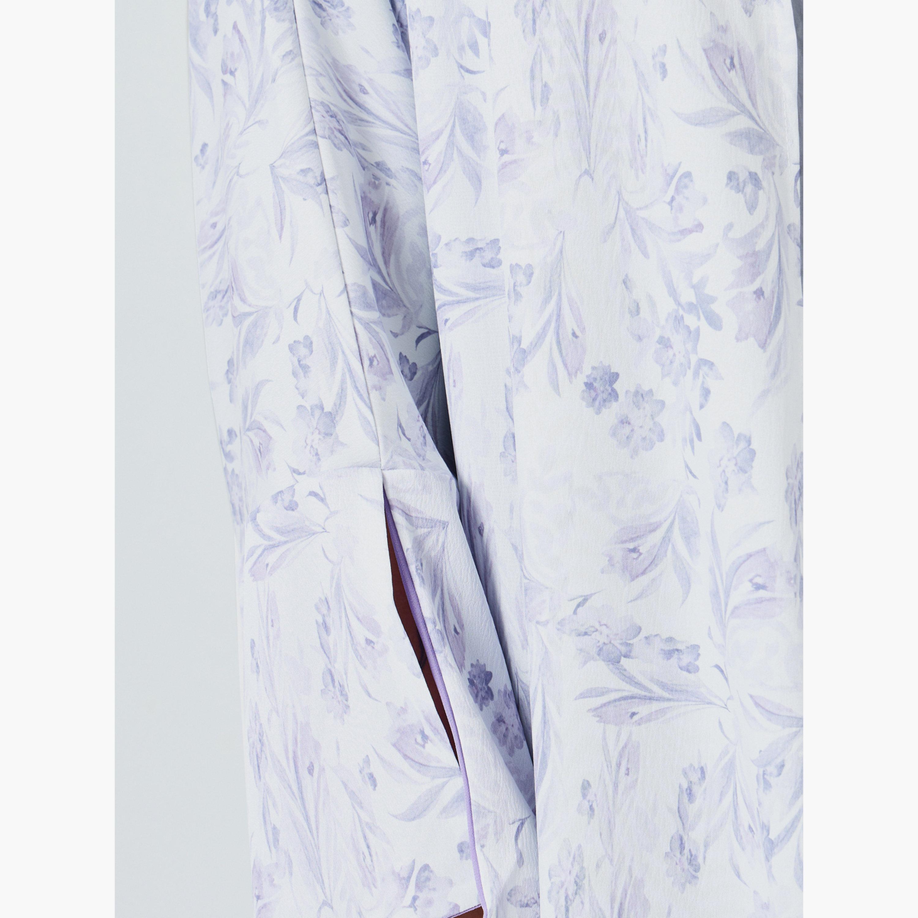 عباية بطبعة زهور وأكمام بفتحة-women-arabicclothing-abayas-image-3