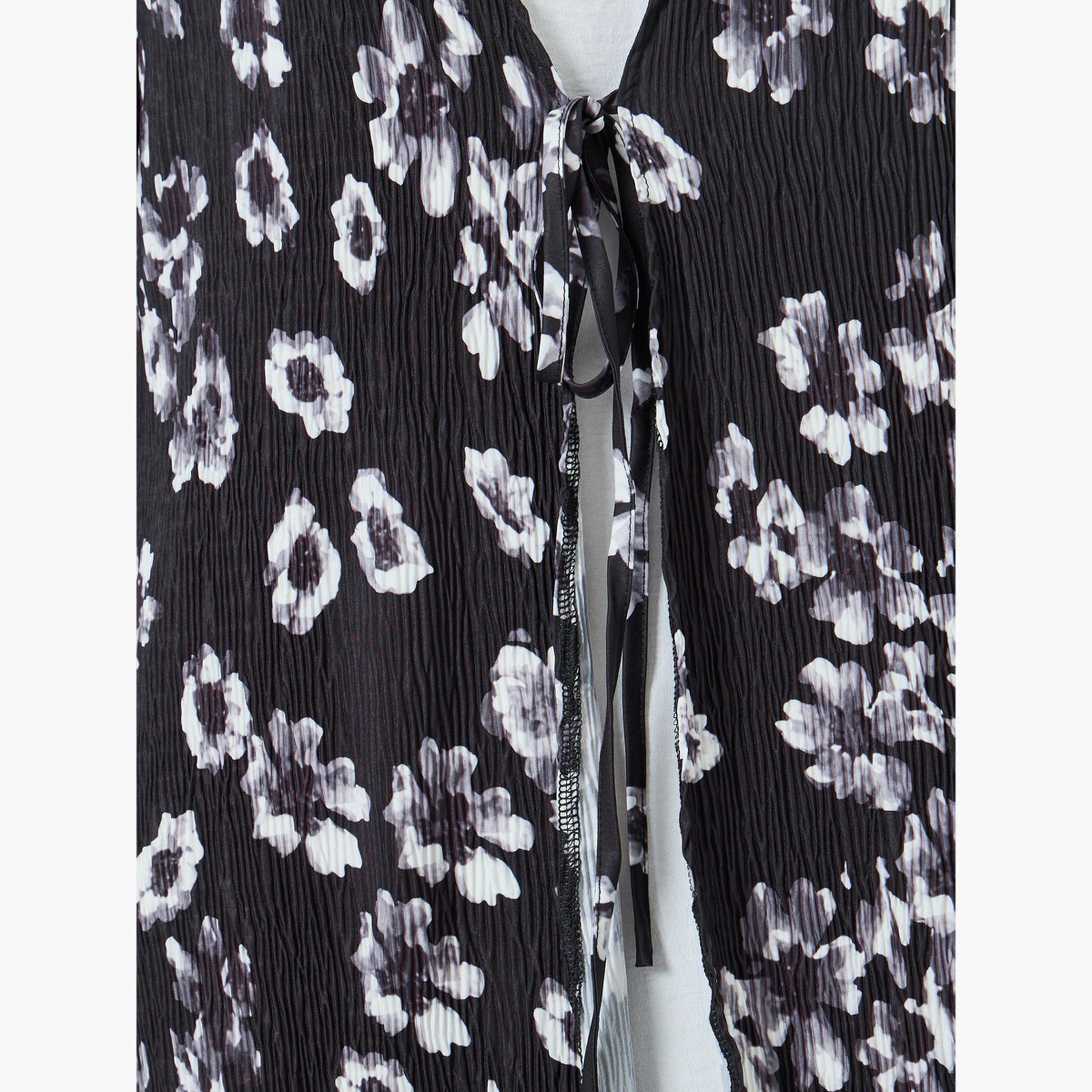 عباية بطبعة زهور وأكمام طويلة-women-arabicclothing-abayas-image-3