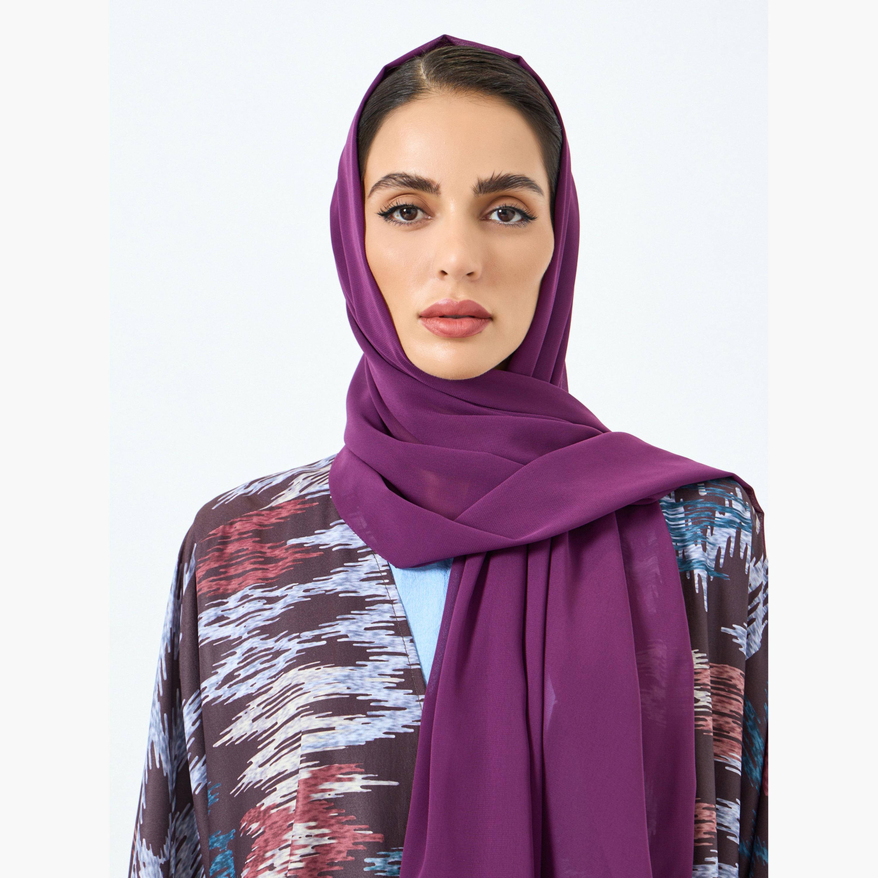 عباية بطبعة جرافيك وأكمام طويلة مع حجاب-women-arabicclothing-abayas-image-4