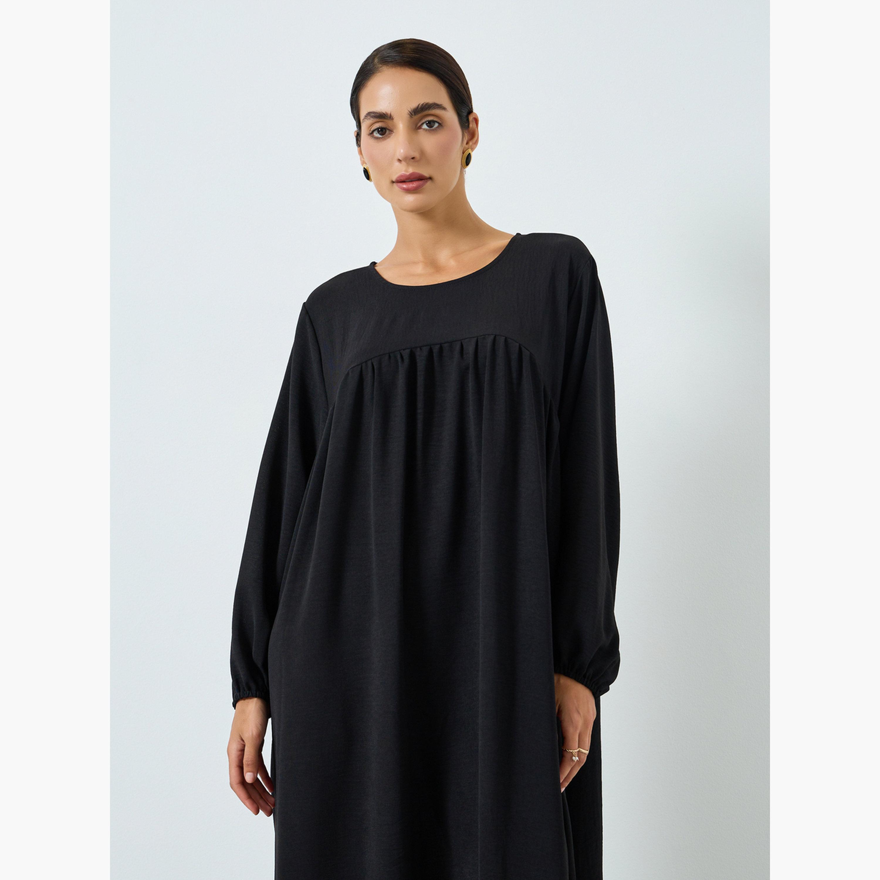 جلابية سوداء بياقة مستديرة وكسرات-women-arabicclothing-jalabiyas-image-2