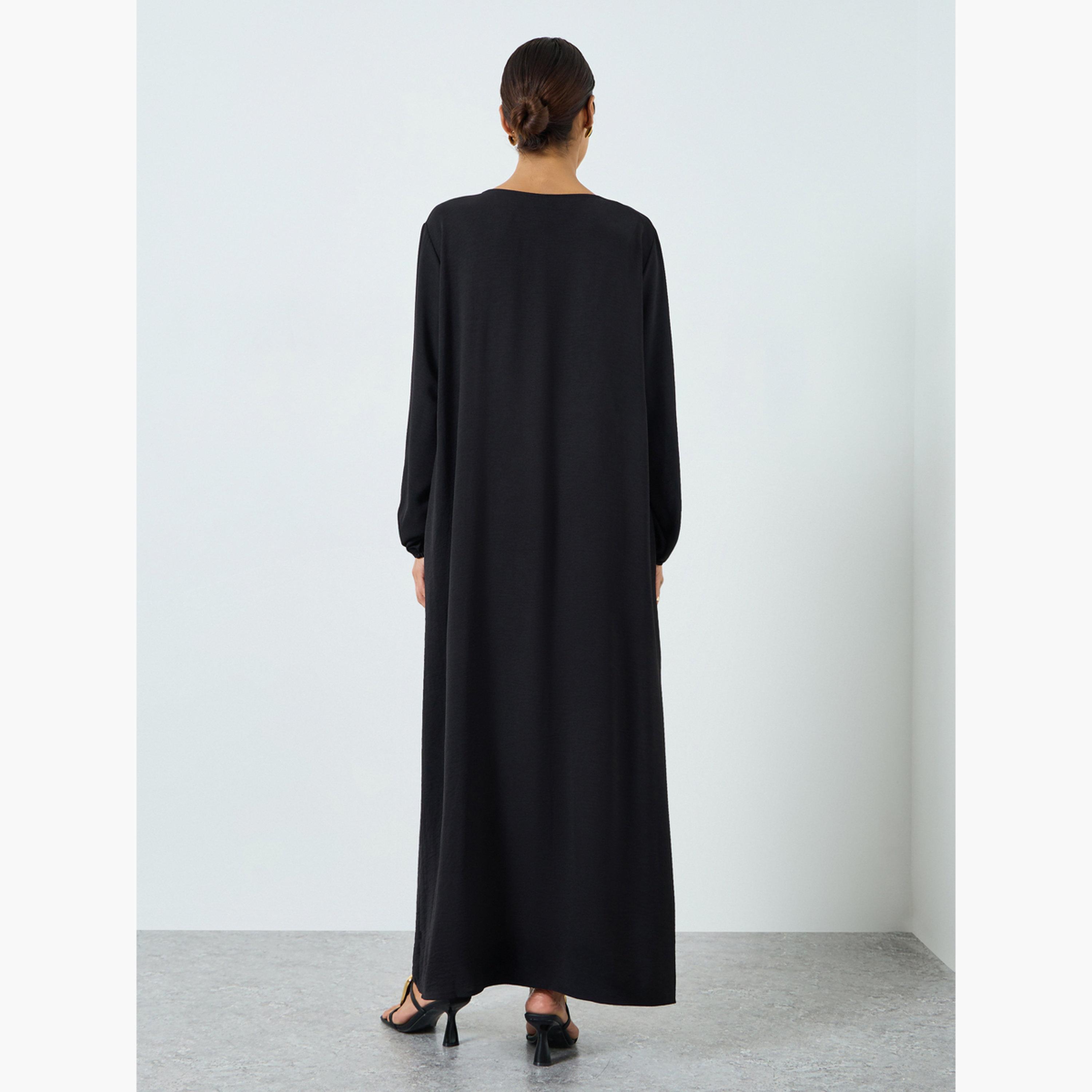 جلابية سوداء بياقة مستديرة وكسرات-women-arabicclothing-jalabiyas-image-4