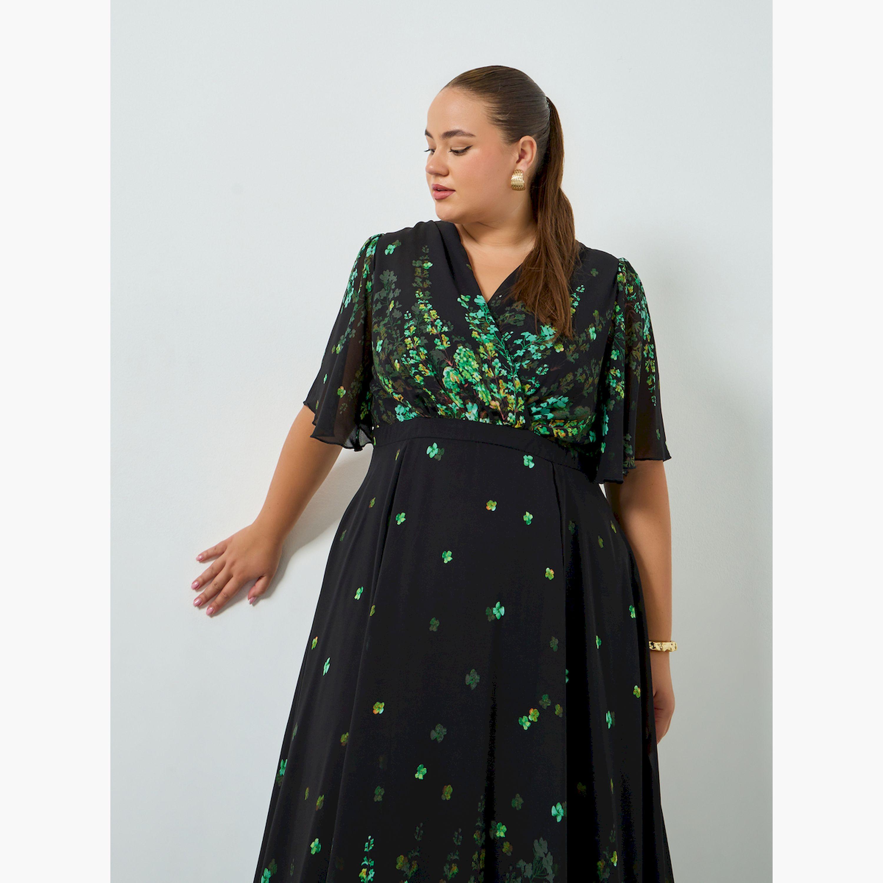 Styli Plus Size Green Embellished Floral A-Line Maxi Dress-women-clothing-dresses-image-2