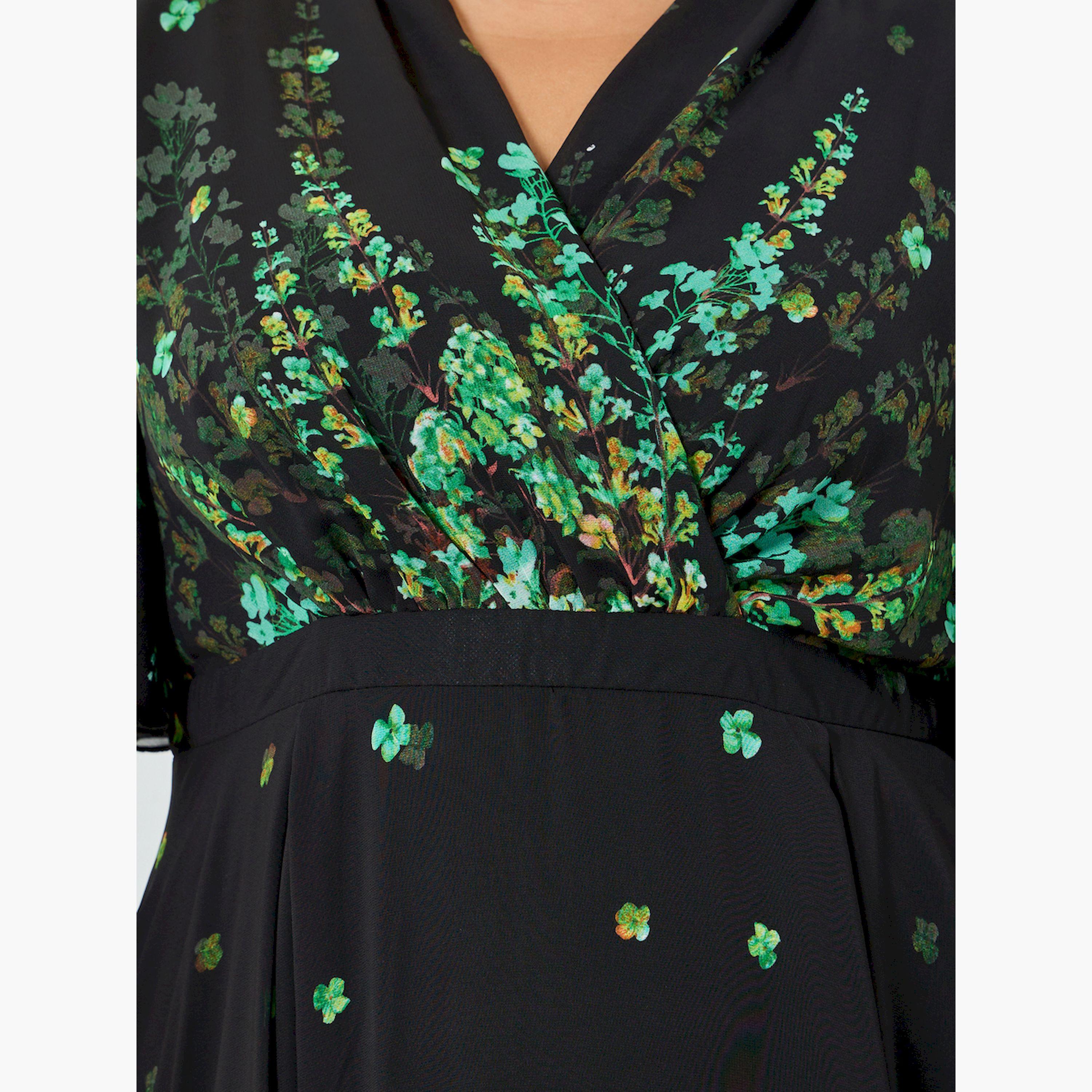 Styli Plus Size Green Embellished Floral A-Line Maxi Dress-women-clothing-dresses-image-5