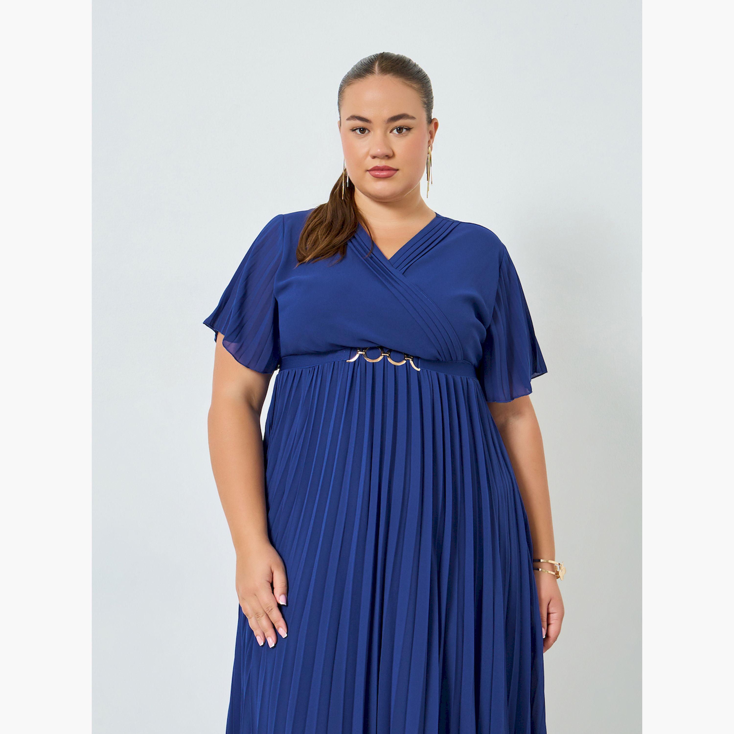 Styli Plus Size Blue Short Sleeves A-Line Midi Dress-women-clothing-dresses-image-2