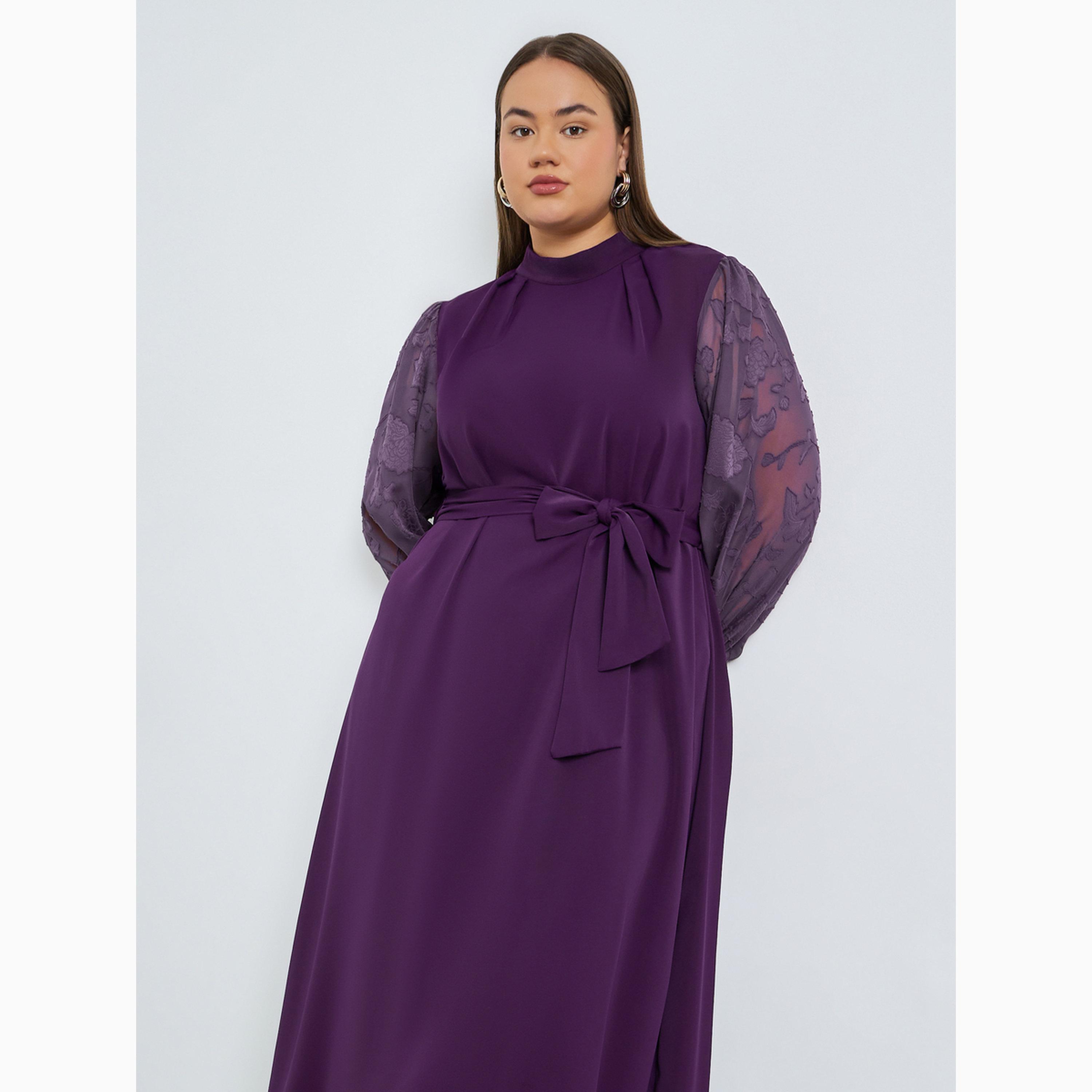 Styli Plus Size Jacquard Sleeve Maxi Dress with Tie Belt-women-clothing-dresses-image-2