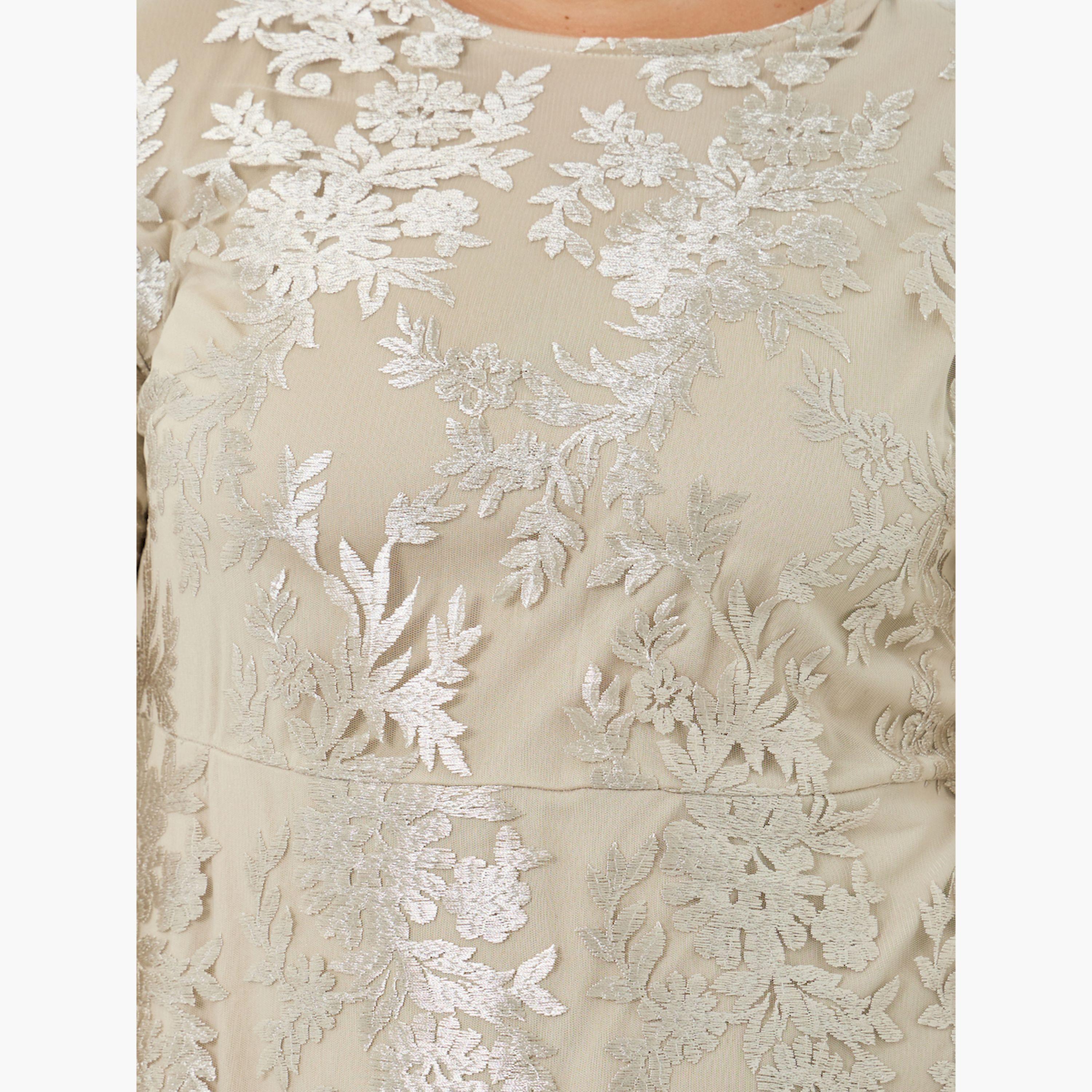 Styli Plus Size Lace Long Sleeves A-Line Maxi Dress-women-clothing-dresses-image-5