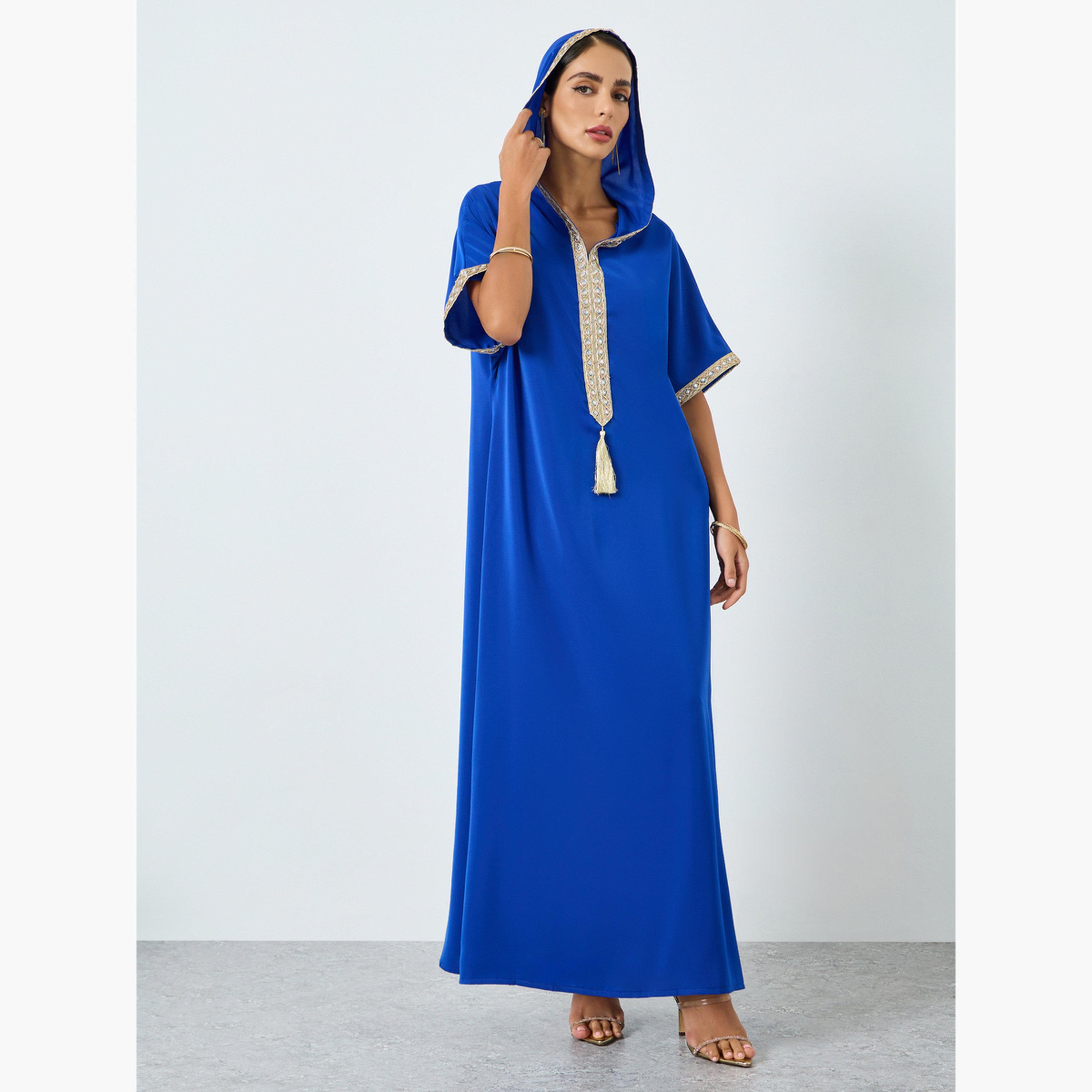 جلابية بياقة سبعة وأكمام قصيرة وتفاصيل ذهبية-women-arabicclothing-jalabiyas-image-2