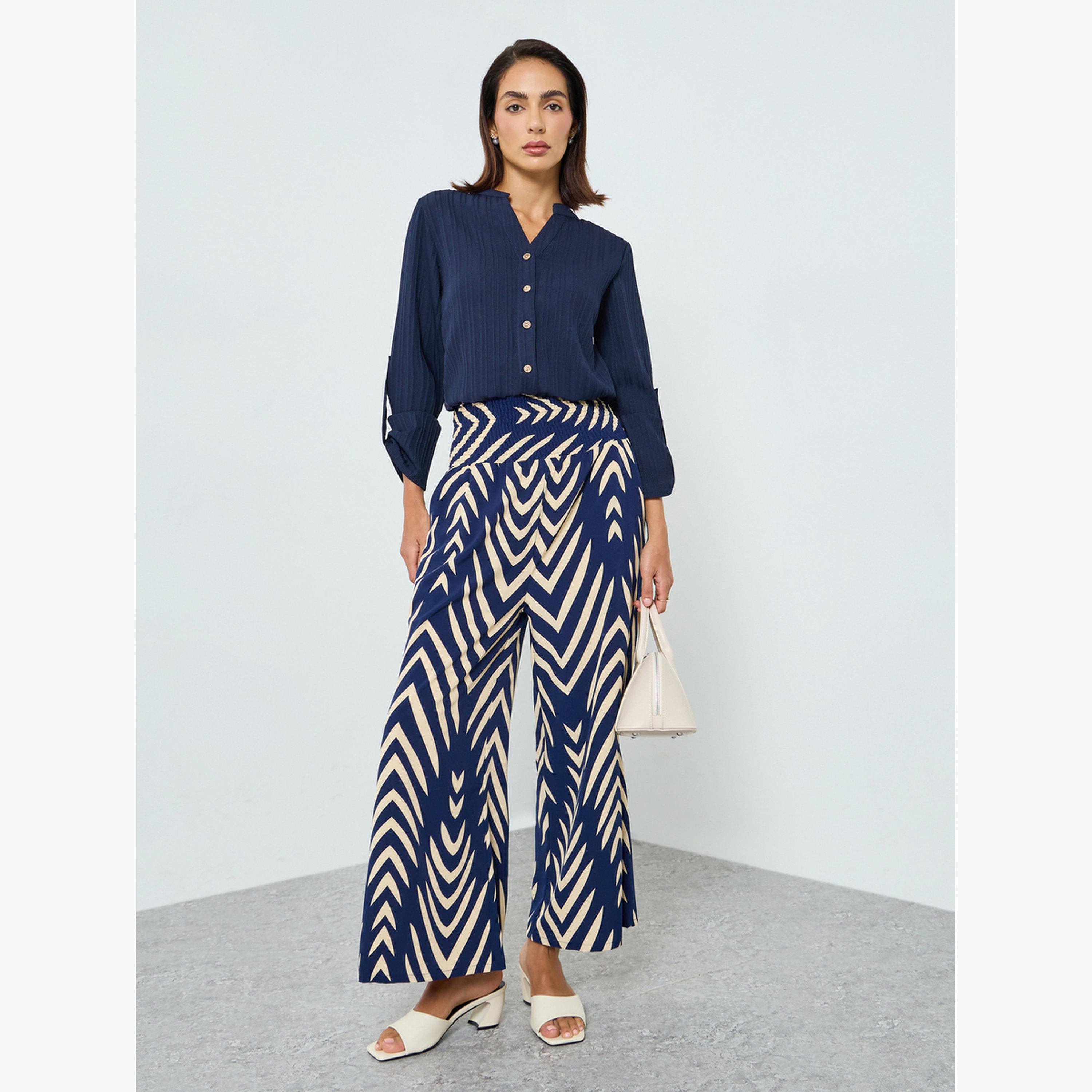 بلوزةة بملمس بارز وأزرار أمامية وأكمام قابلة للطي-women-clothing-shirtsandblouses-blouses-image-2