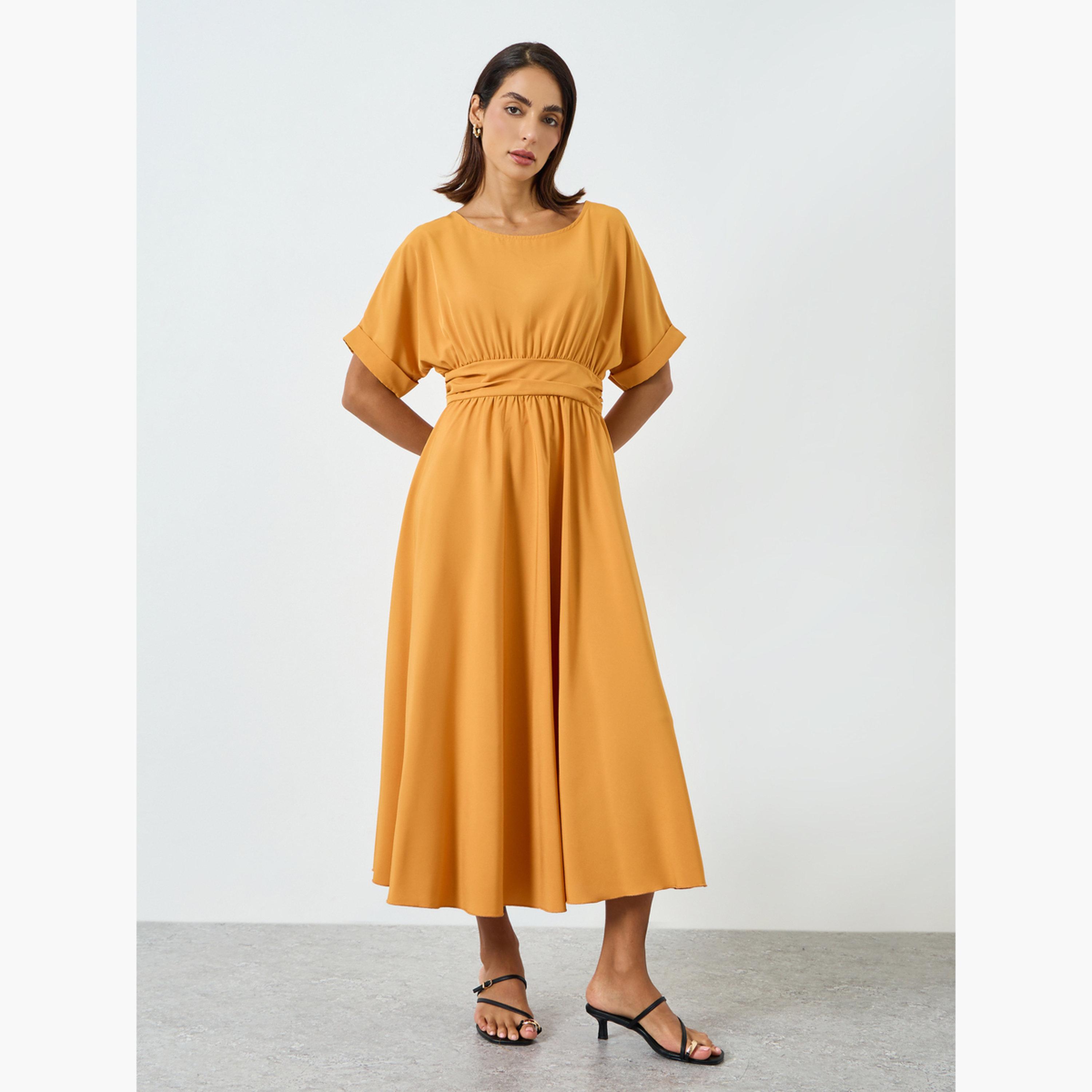 فستان طويل أصفر بياقة مستديرة وخصر محدد-women-clothing-dresses-image-2