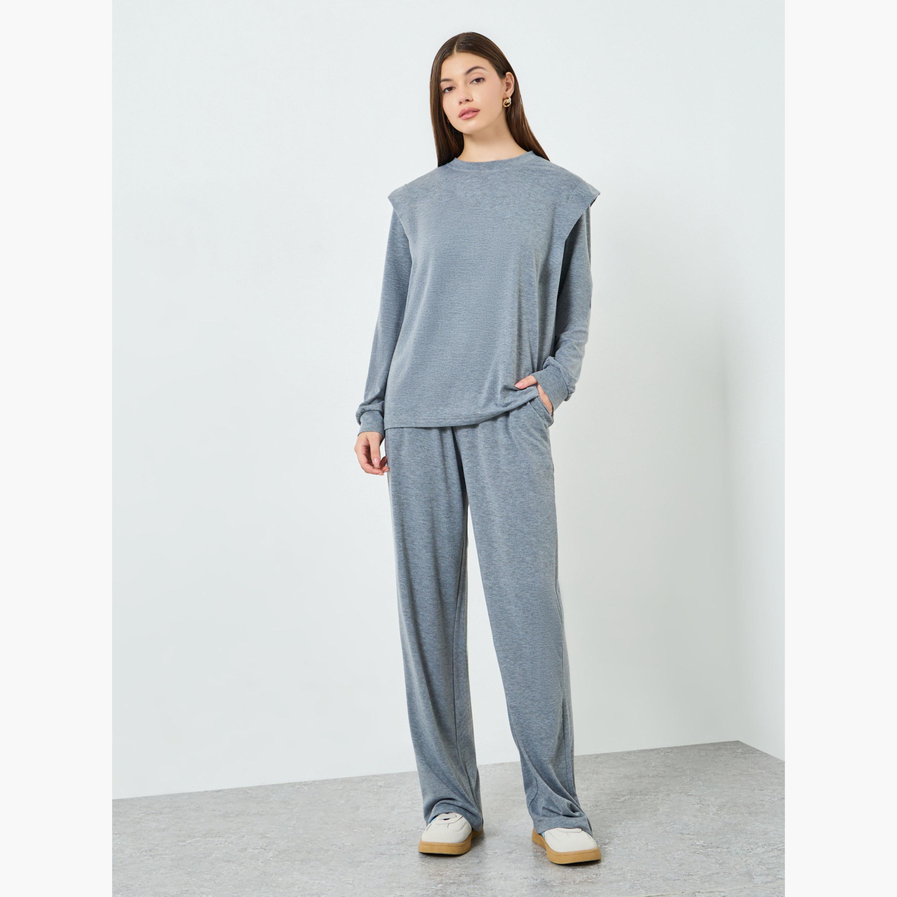 طقم منسق من جوغر وبلوزة بأكتاف دارتس-women-clothing-coordsets-image-1