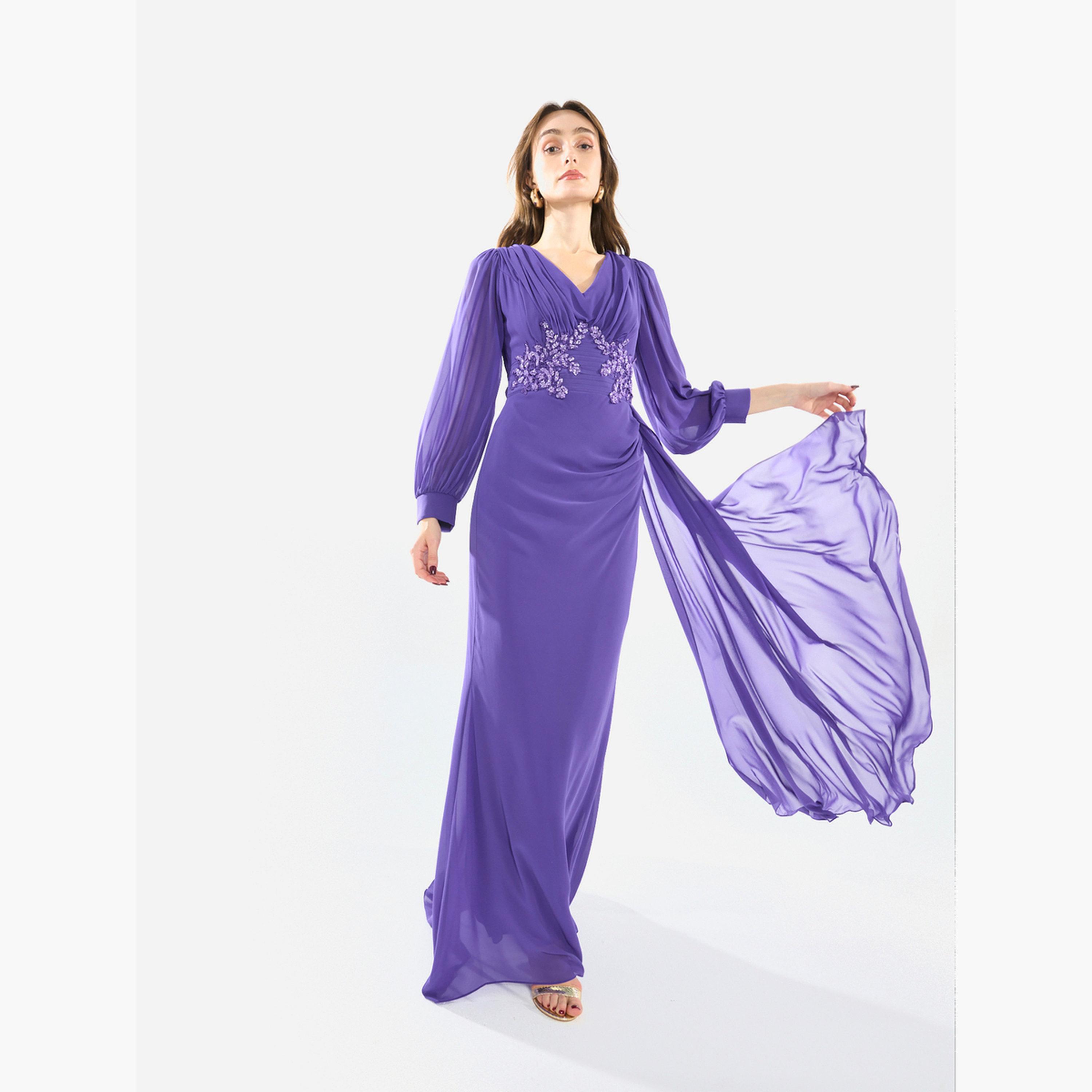 فستان طويل مزين بأكمام كيب منسدلة-women-clothing-dresses-image-2