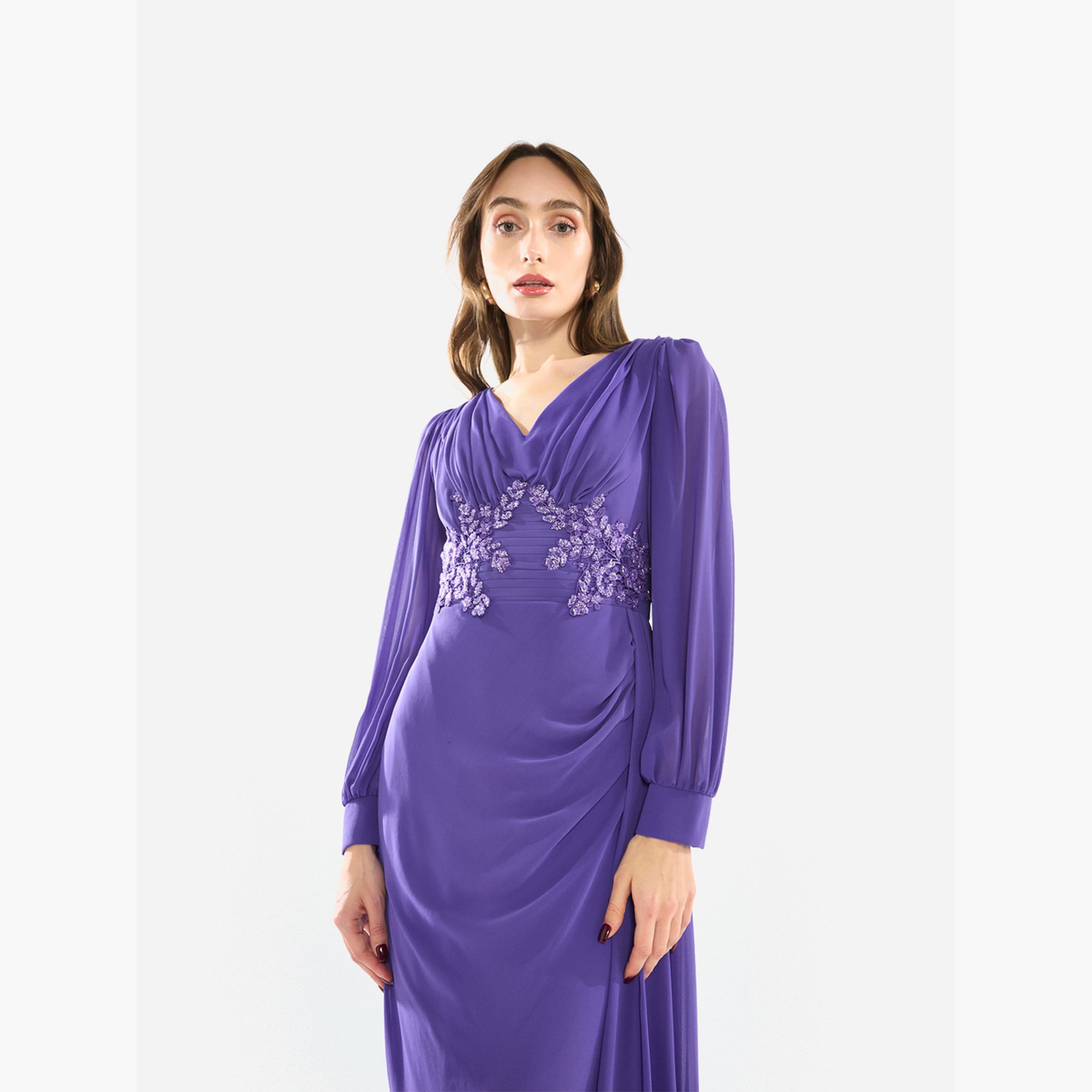 فستان طويل مزين بأكمام كيب منسدلة-women-clothing-dresses-image-4