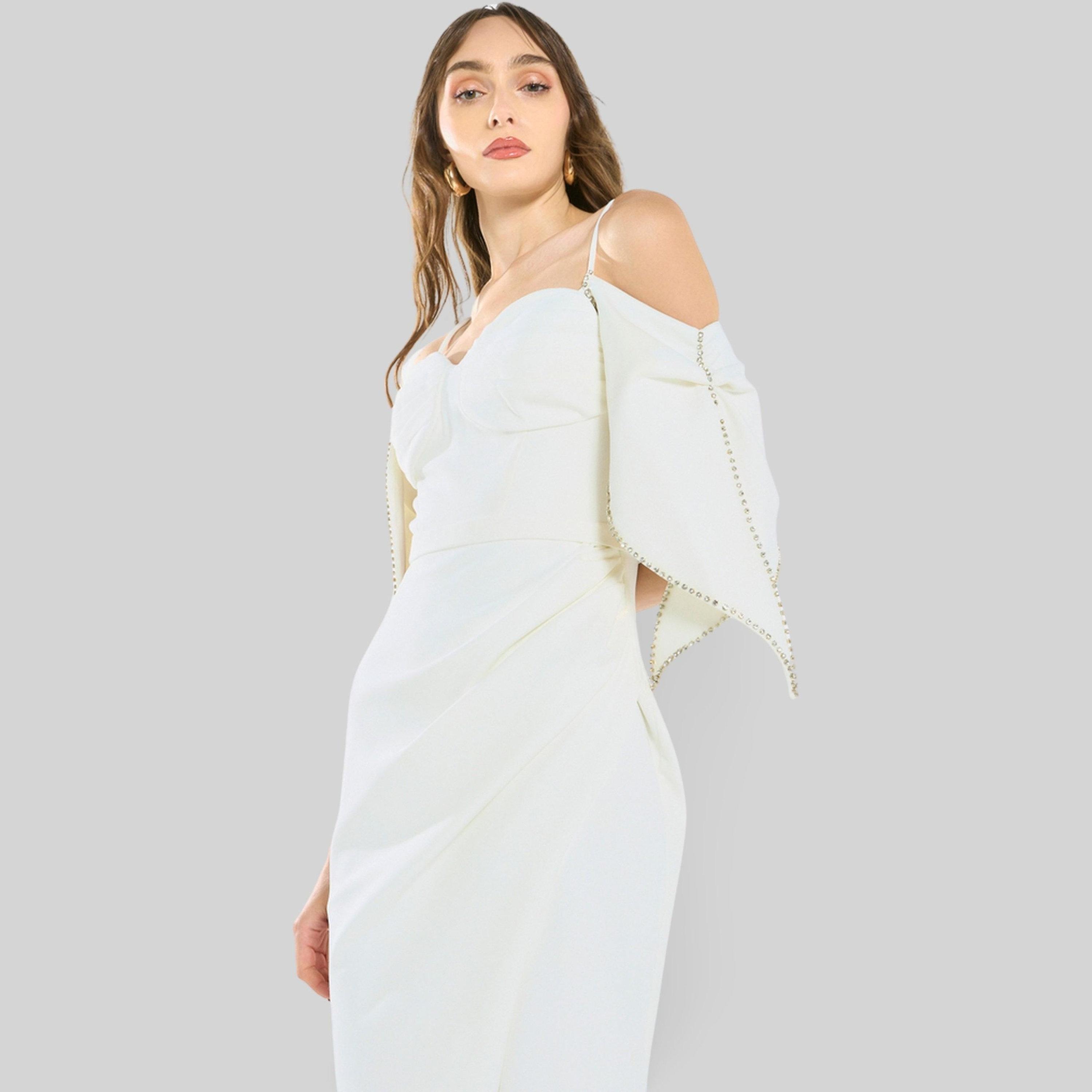 فستان طويل بنمط حورية البحر وتفاصيل لؤلؤ-women-clothing-dresses-image-4