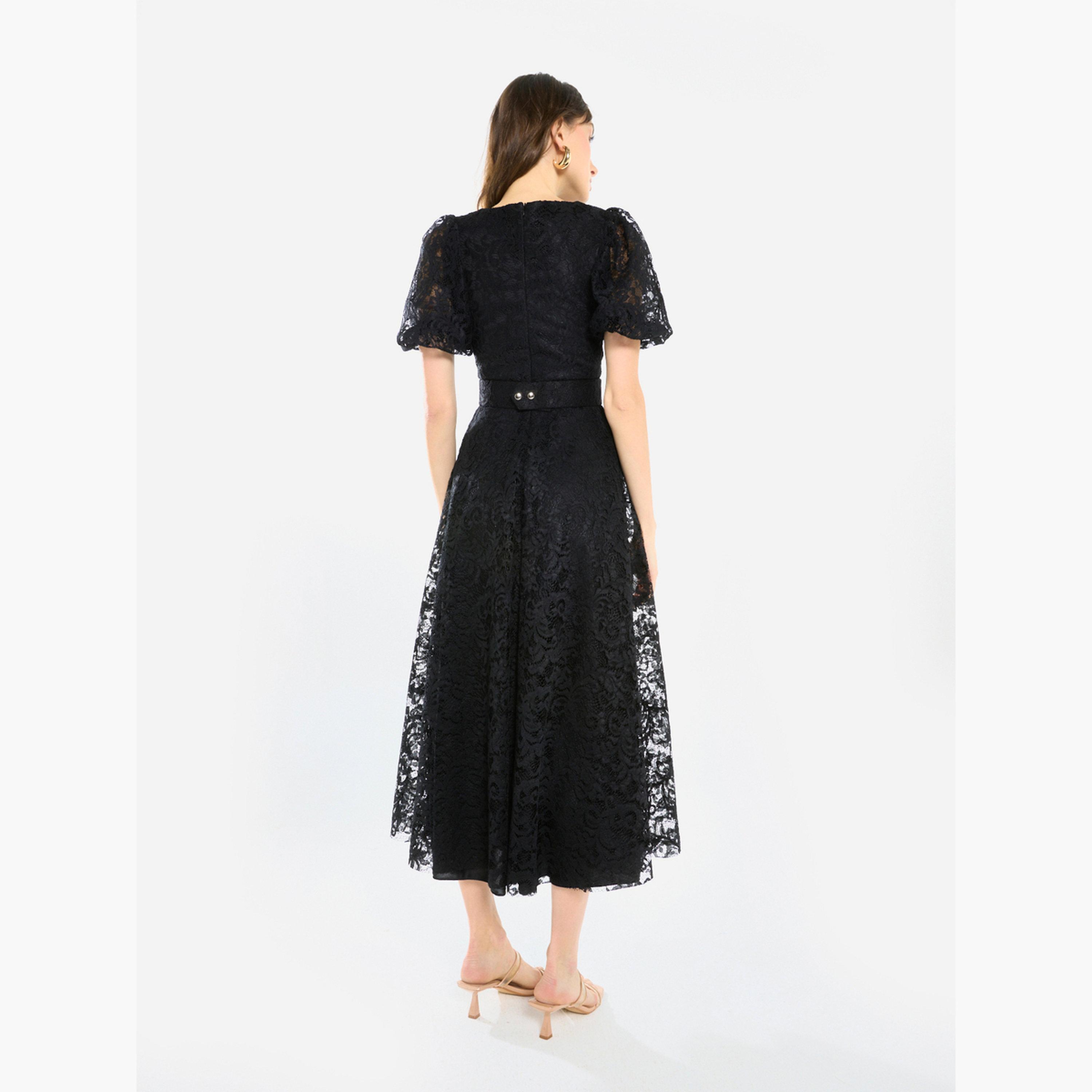 فستان ميدي بأكمام منفوخة ودانتيل بنمط زهور-women-clothing-dresses-image-5