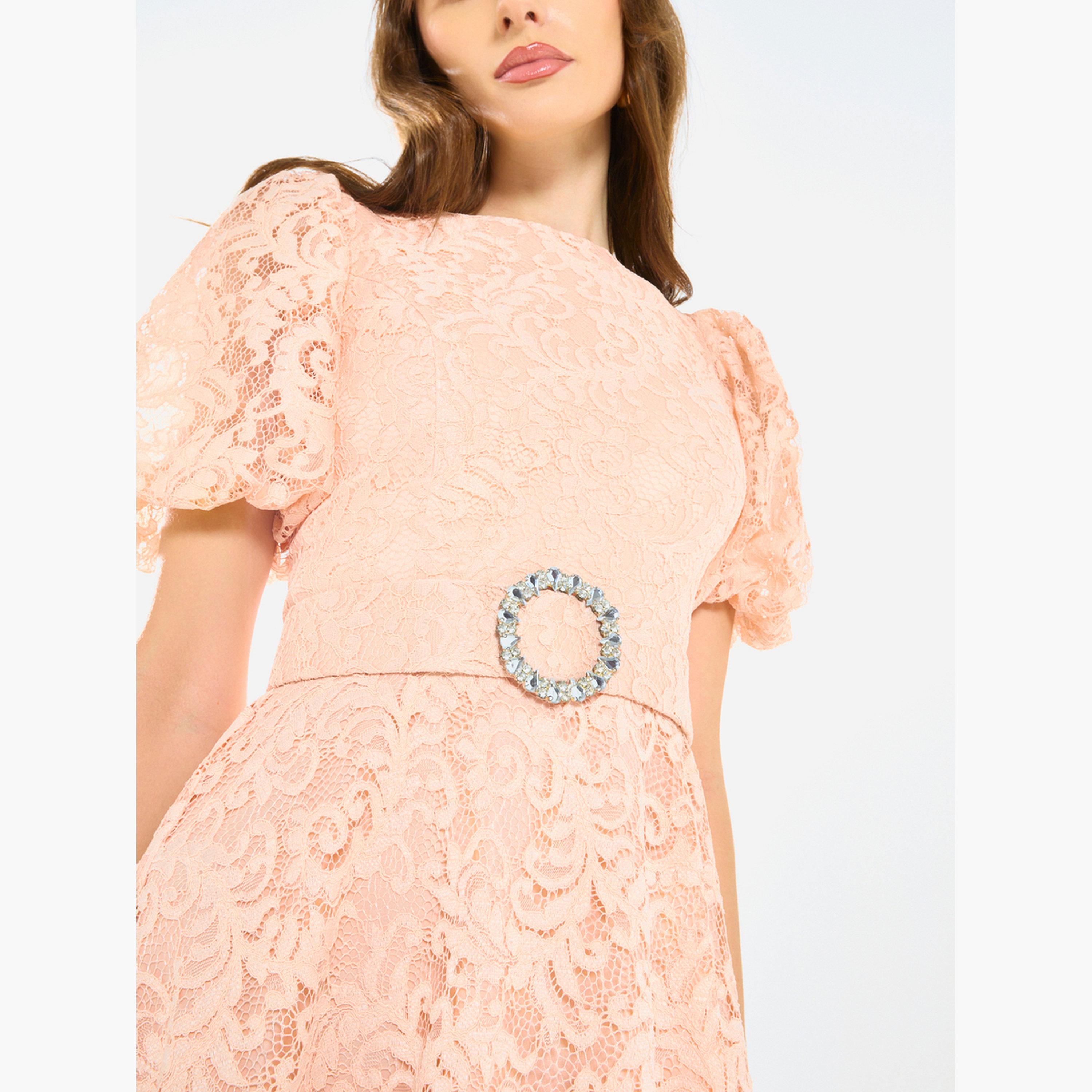 فستان ميدي بأكمام منفوخة ودانتيل بنمط زهور-women-clothing-dresses-image-6